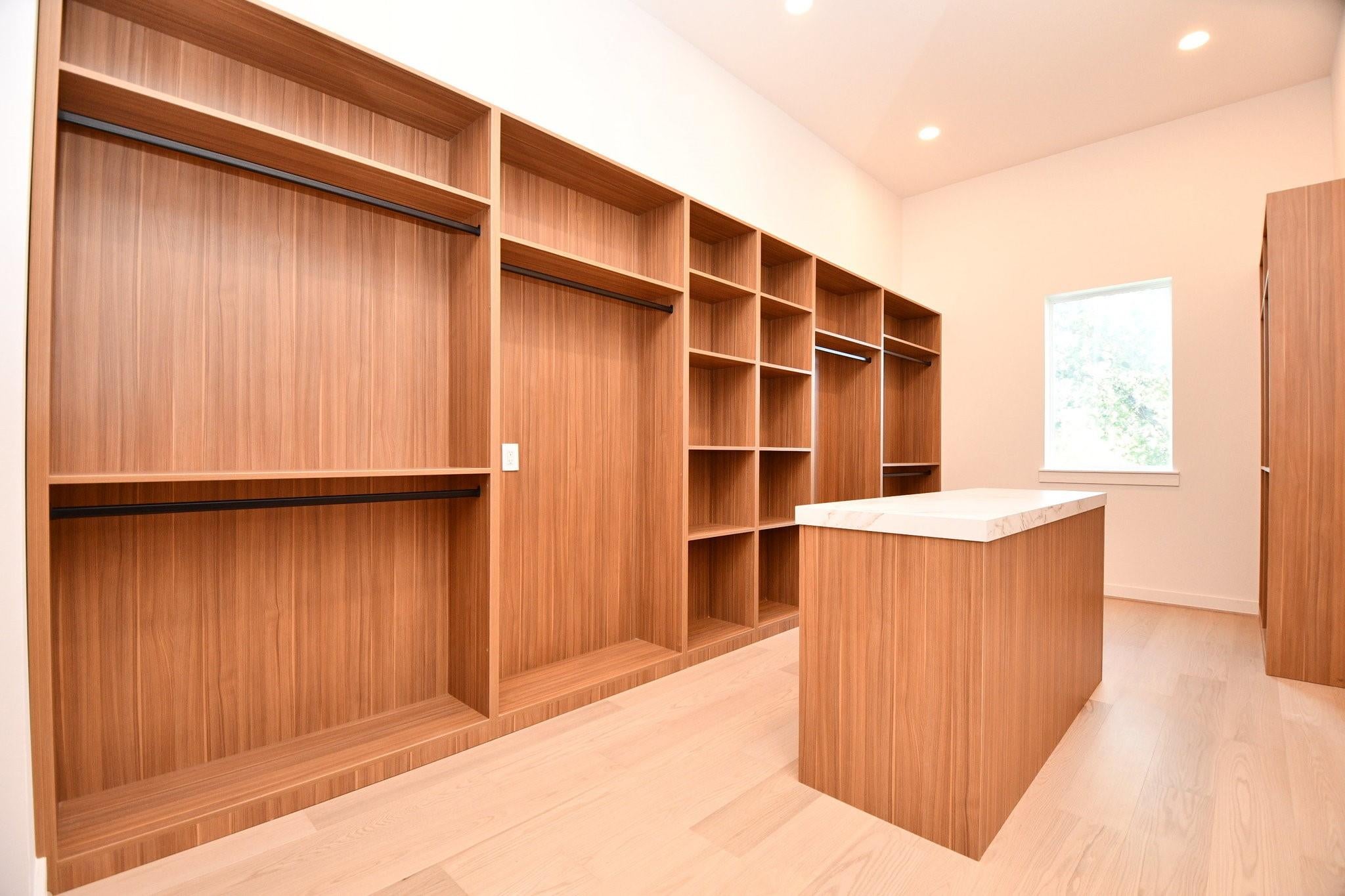 Houston, Texas, 77055, United States, 4 Bedrooms Bedrooms, ,5 BathroomsBathrooms,Residential,Active,1967102