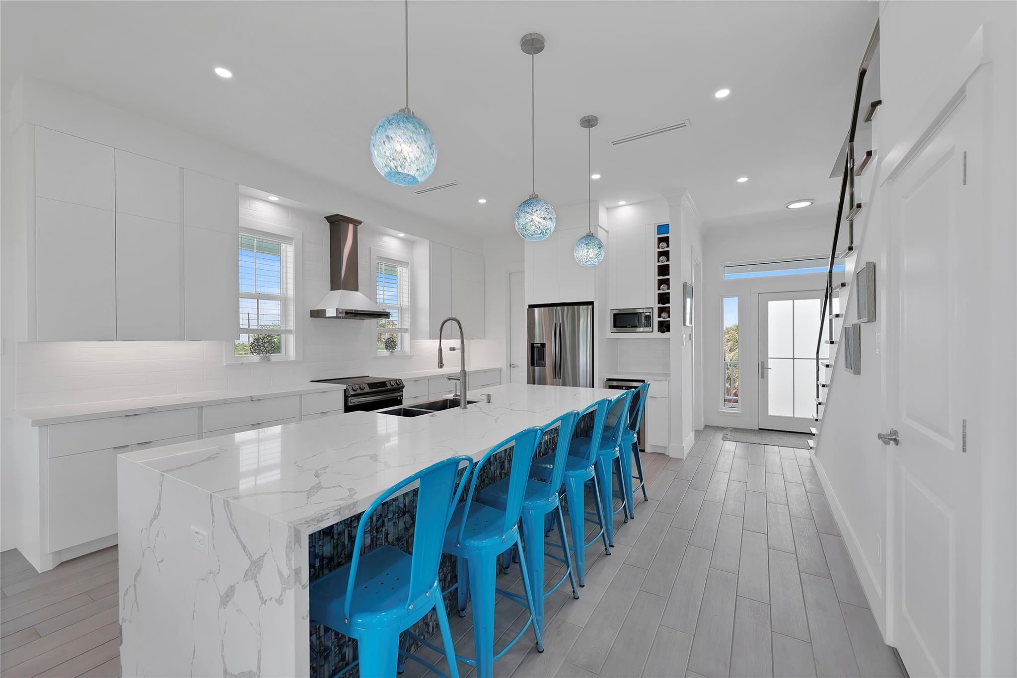 Galveston, Texas, 77554, United States, 4 Bedrooms Bedrooms, ,5 BathroomsBathrooms,Residential,Active,2007141