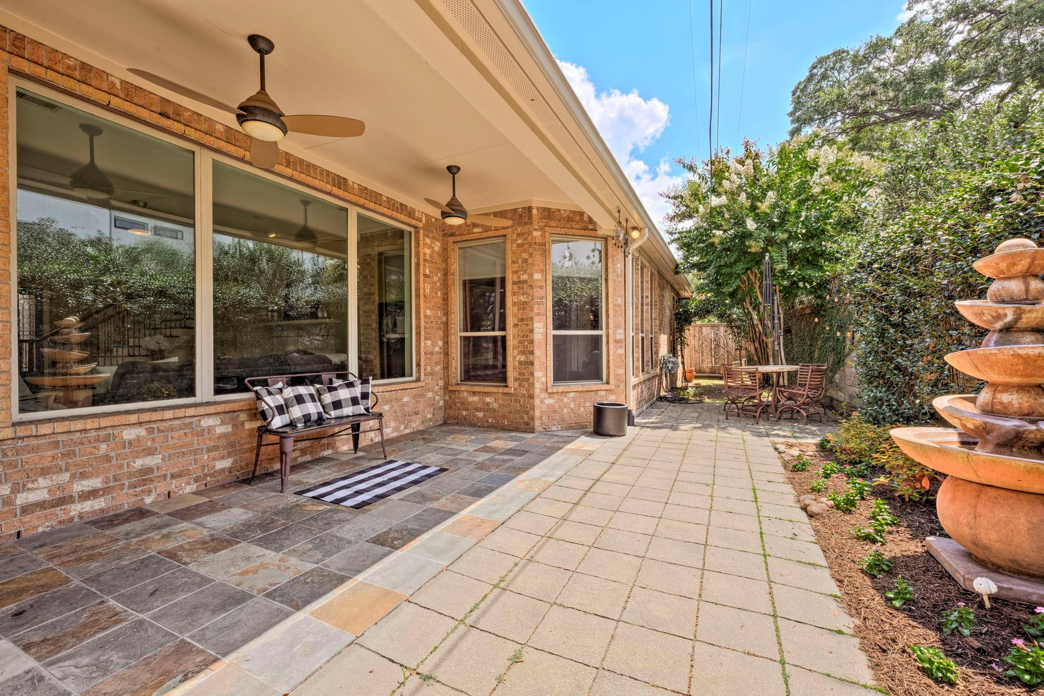 Houston, Texas, 77055, United States, 4 Bedrooms Bedrooms, ,4 BathroomsBathrooms,Residential,Active,1914629