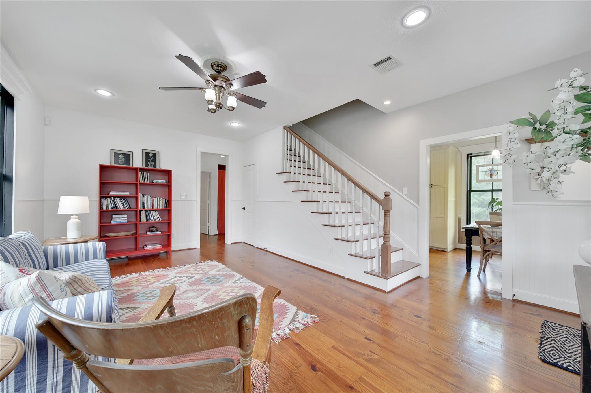 Montgomery, Texas, 77316, United States, 6 Bedrooms Bedrooms, ,8 BathroomsBathrooms,Residential,Active,1970955