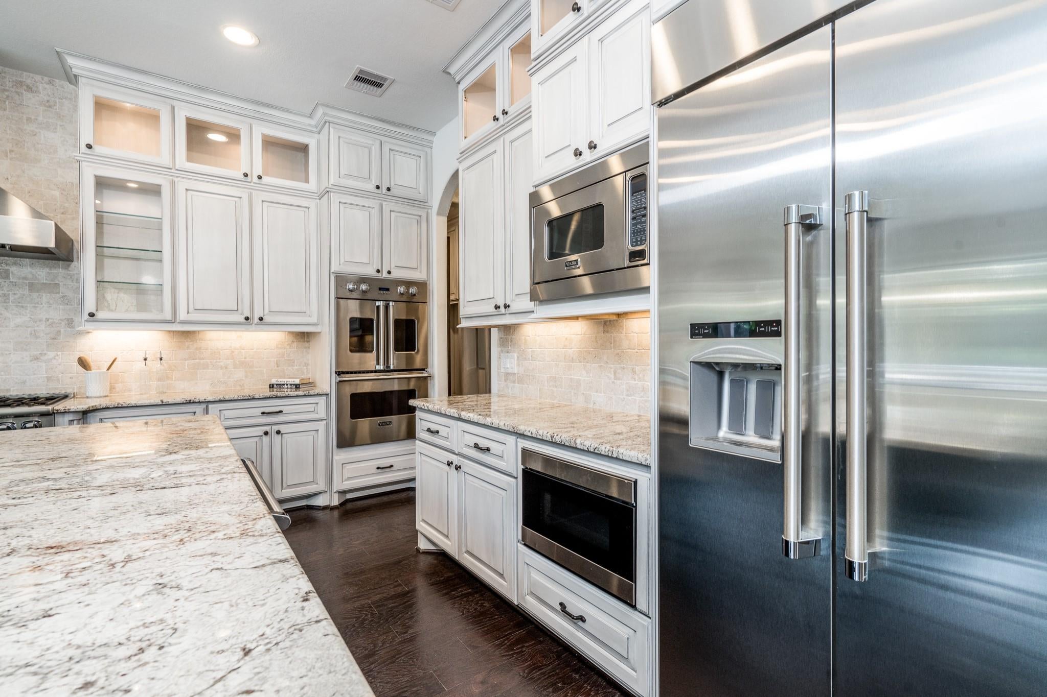 Montgomery, Texas, 77316, United States, 4 Bedrooms Bedrooms, ,7 BathroomsBathrooms,Residential,Active,1987262