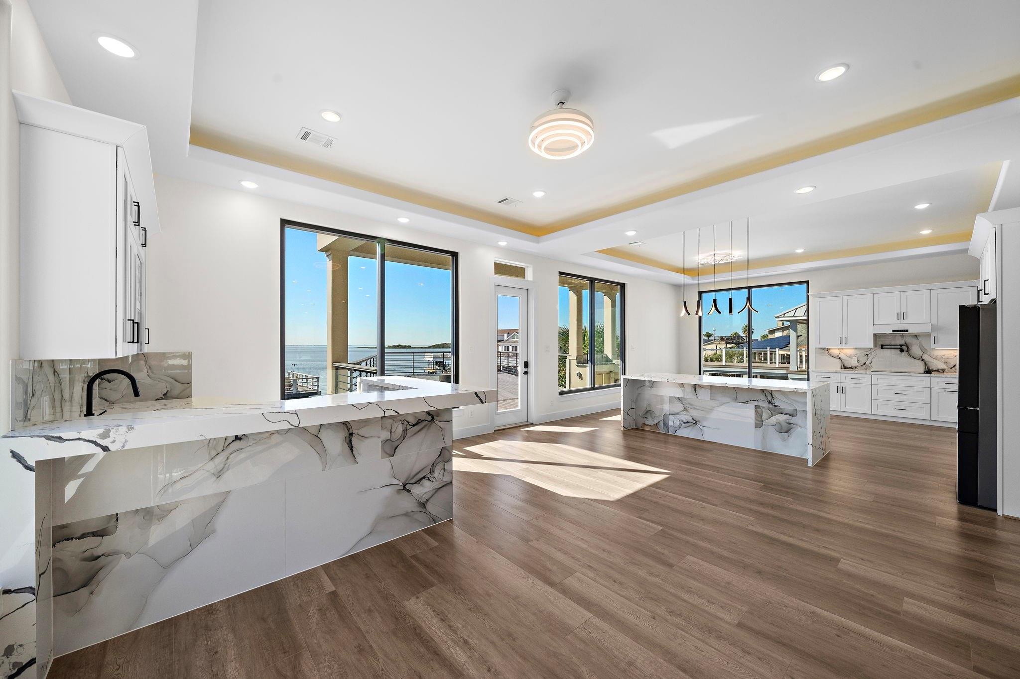 Tiki Island, Texas, 77554, United States, 4 Bedrooms Bedrooms, ,4 BathroomsBathrooms,Residential,Active,1962240