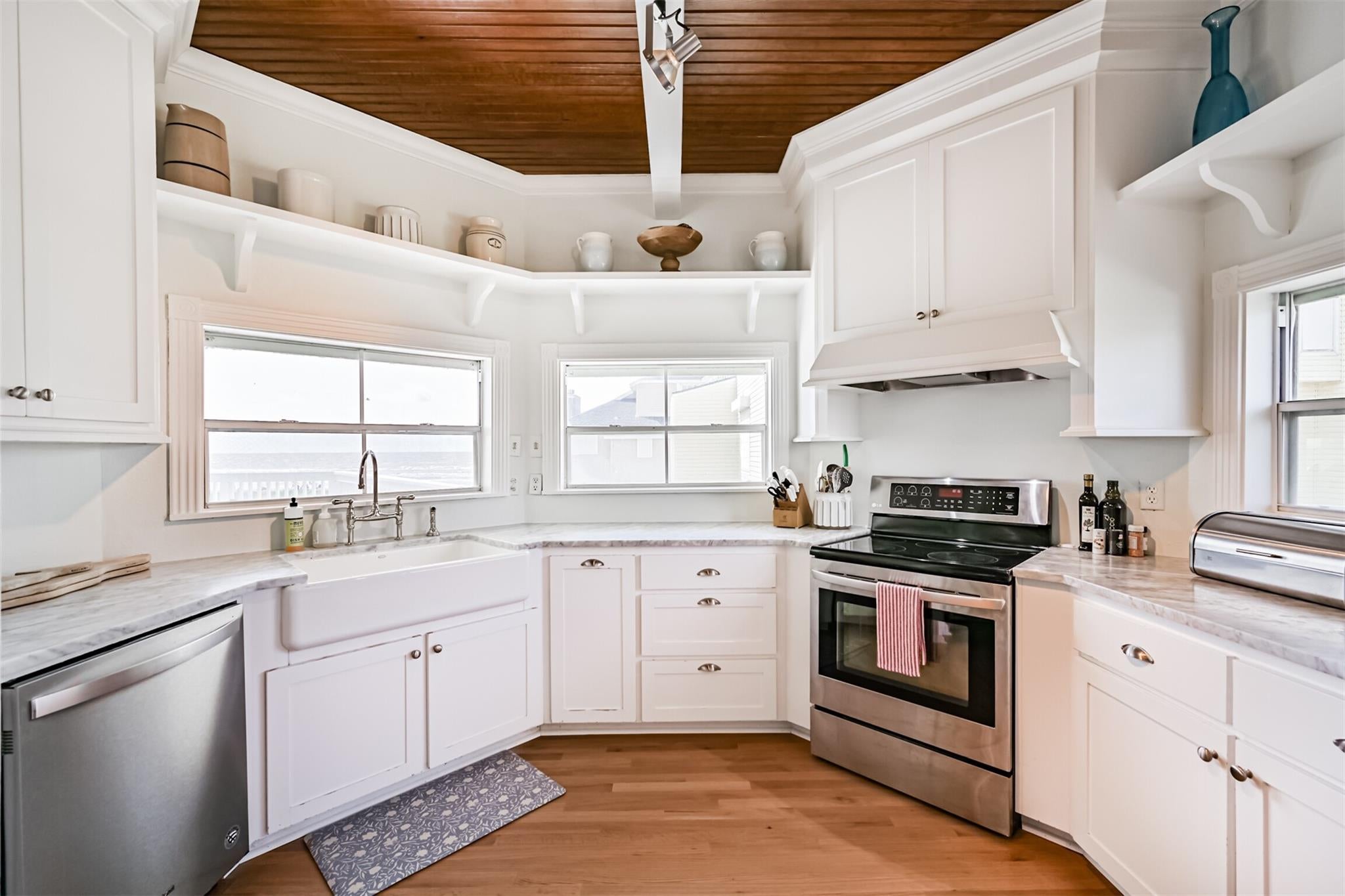 Galveston, Texas, 77554, United States, 4 Bedrooms Bedrooms, ,3 BathroomsBathrooms,Residential,Active,1888977