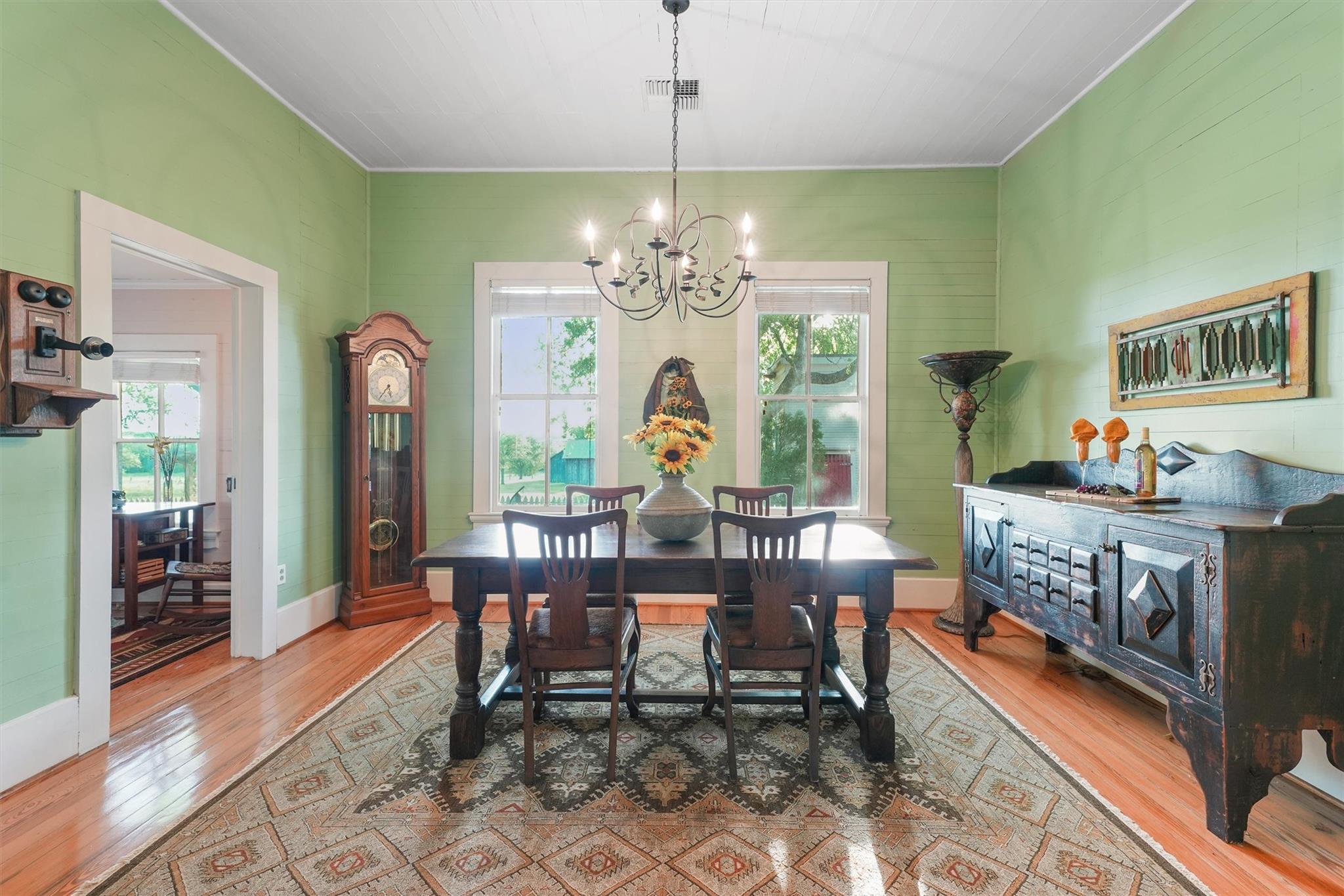Brenham, Texas, 77833, United States, 3 Bedrooms Bedrooms, ,3 BathroomsBathrooms,Residential,Active,1920281