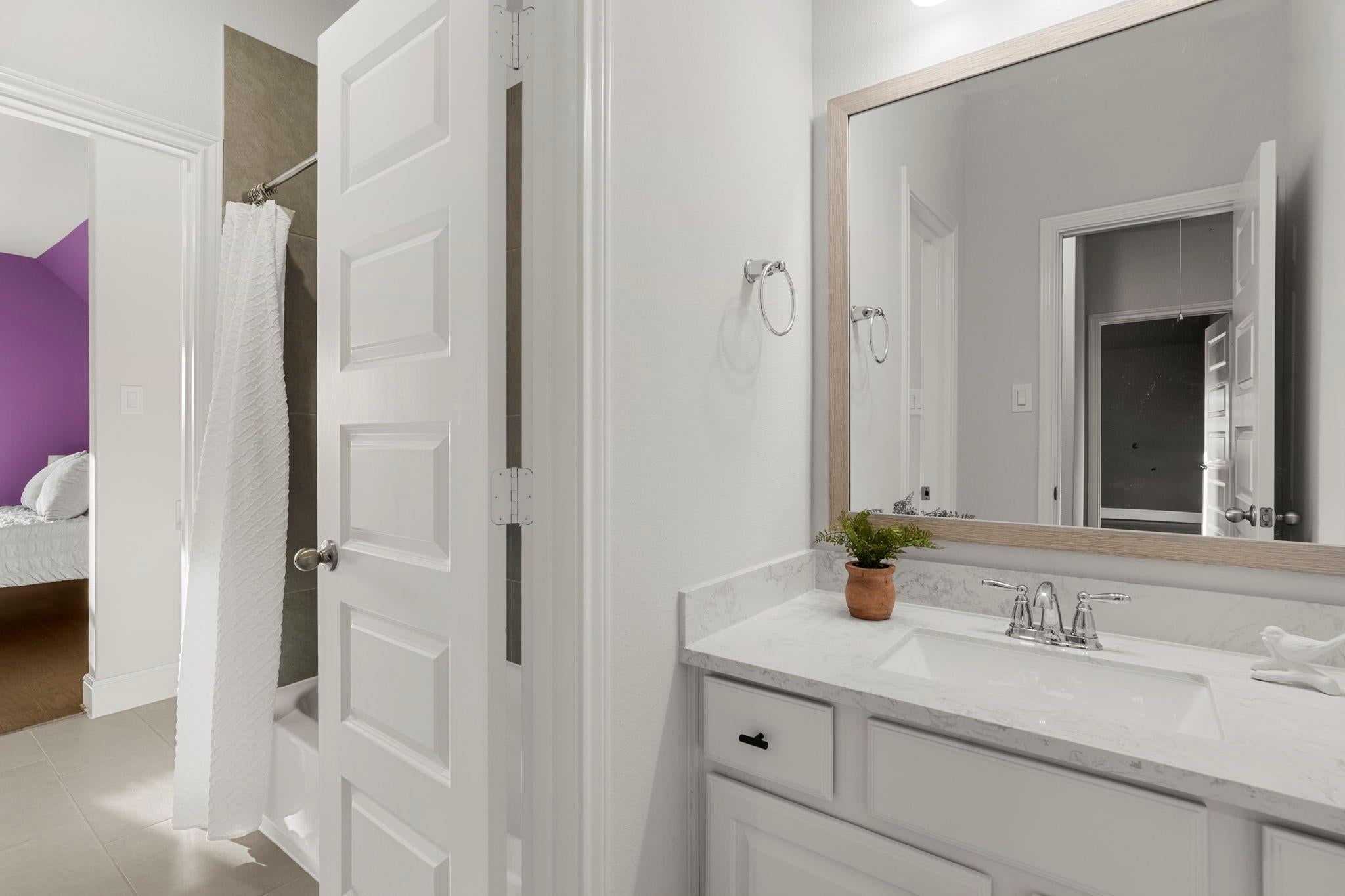 Richmond, Texas, 77407, United States, 5 Bedrooms Bedrooms, ,5 BathroomsBathrooms,Residential,Active,1996577