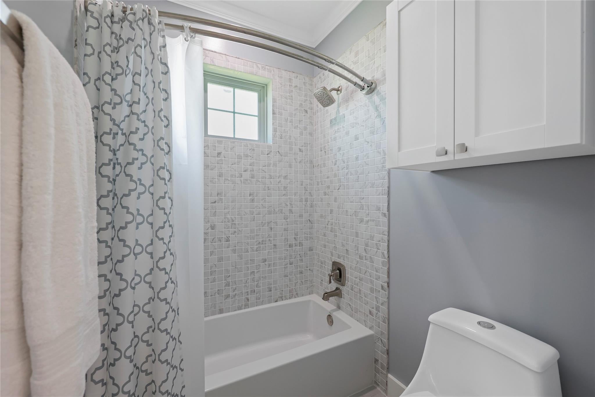 Galveston, Texas, 77554, United States, 4 Bedrooms Bedrooms, ,5 BathroomsBathrooms,Residential,Active,2007141