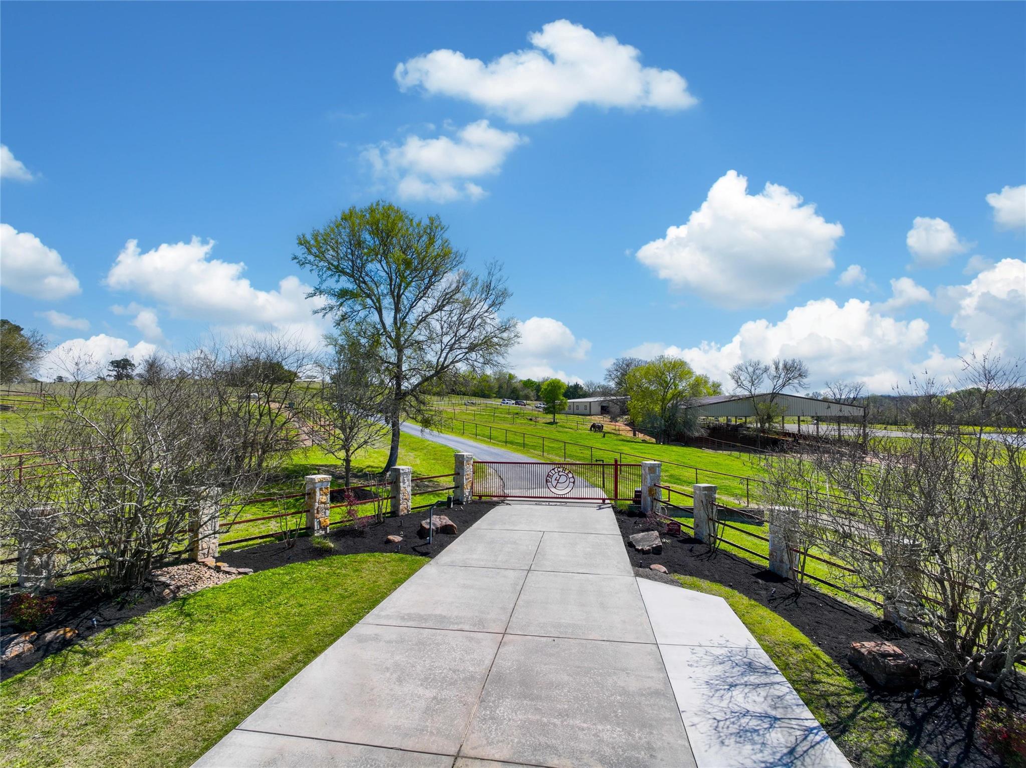 Montgomery, Texas, 77316, United States, 6 Bedrooms Bedrooms, ,6 BathroomsBathrooms,Residential,Active,1907981