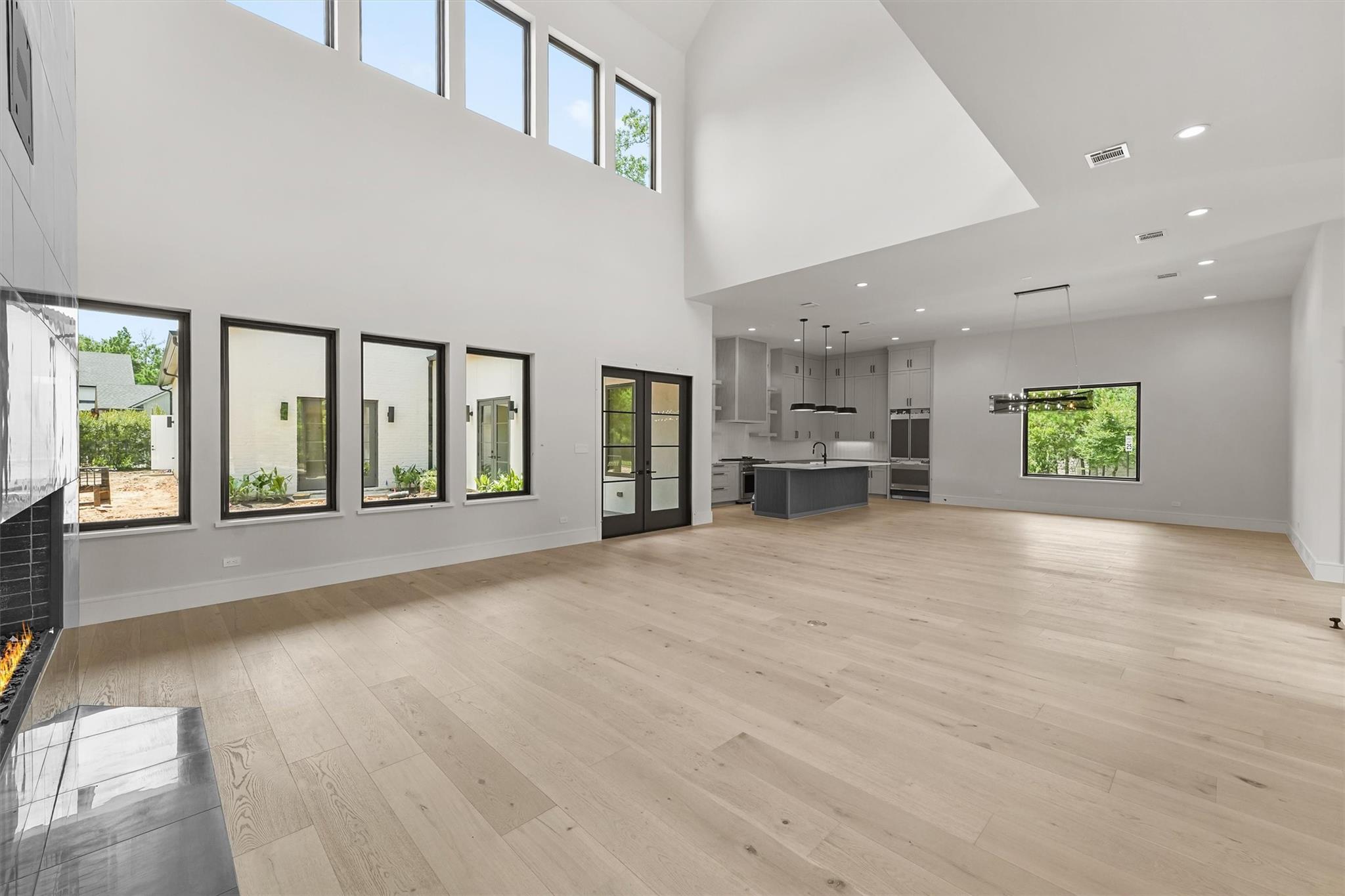 Montgomery, Texas, 77316, United States, ,Residential,Active,1704381