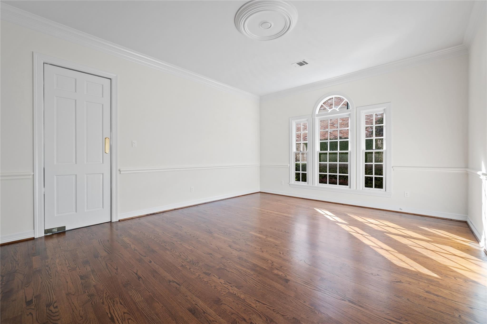 Houston, Texas, 77027, United States, 4 Bedrooms Bedrooms, ,5 BathroomsBathrooms,Residential,Active,1973647