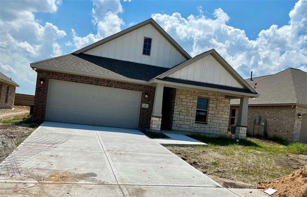 710 BLUE SKY PL, BEASLEY, TX 77417, photo 1 of 14