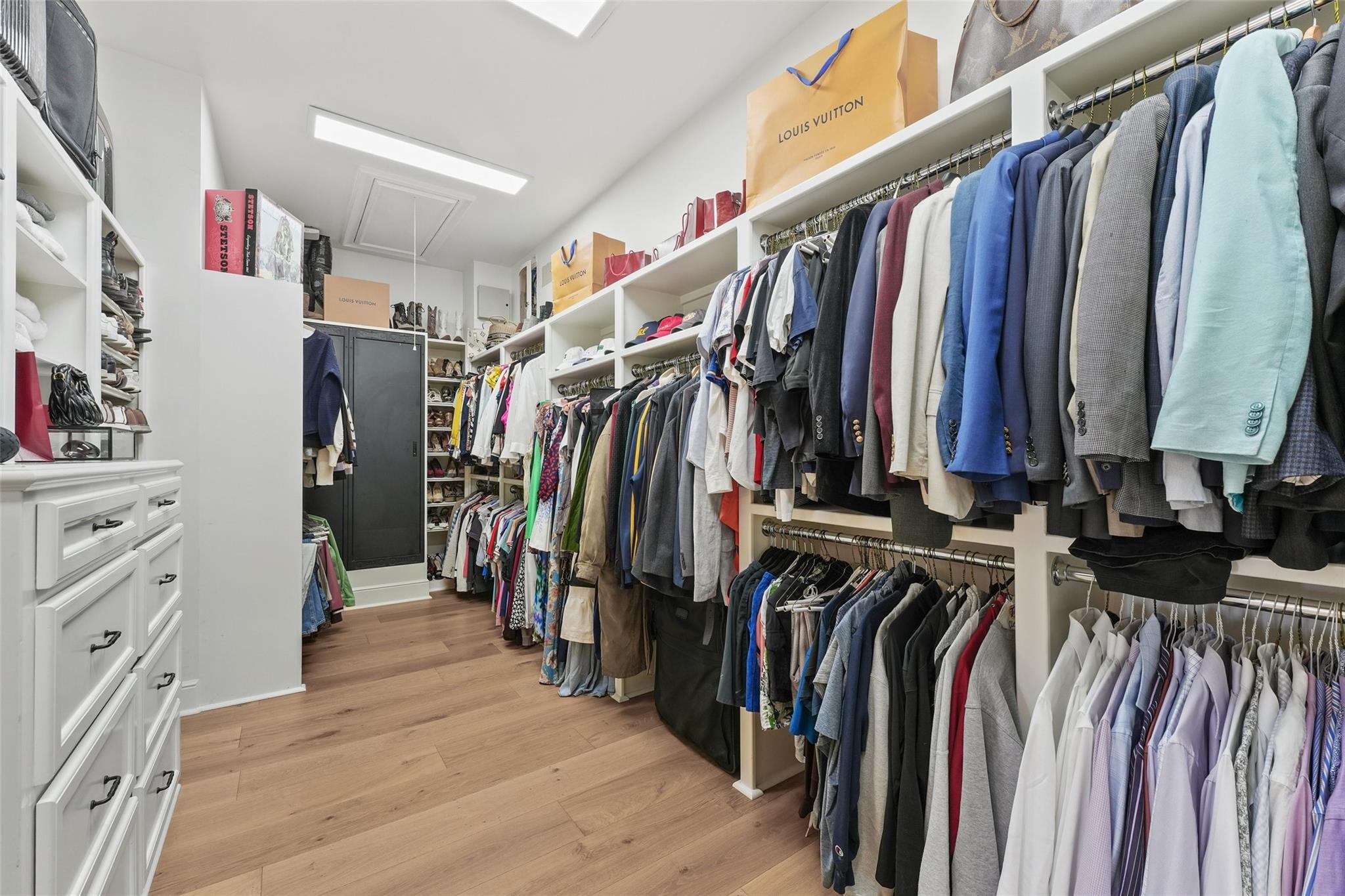 The Woodlands, Texas, 77380, United States, 4 Bedrooms Bedrooms, ,4 BathroomsBathrooms,Residential,Active,1973257