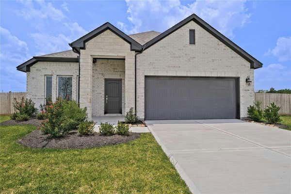 11922 CHAMPIONS FOREST DR, MONT BELVIEU, TX 77535 - Image 1