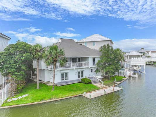 3434 TREASURE CIR, GALVESTON, TX 77554, photo 2 of 32