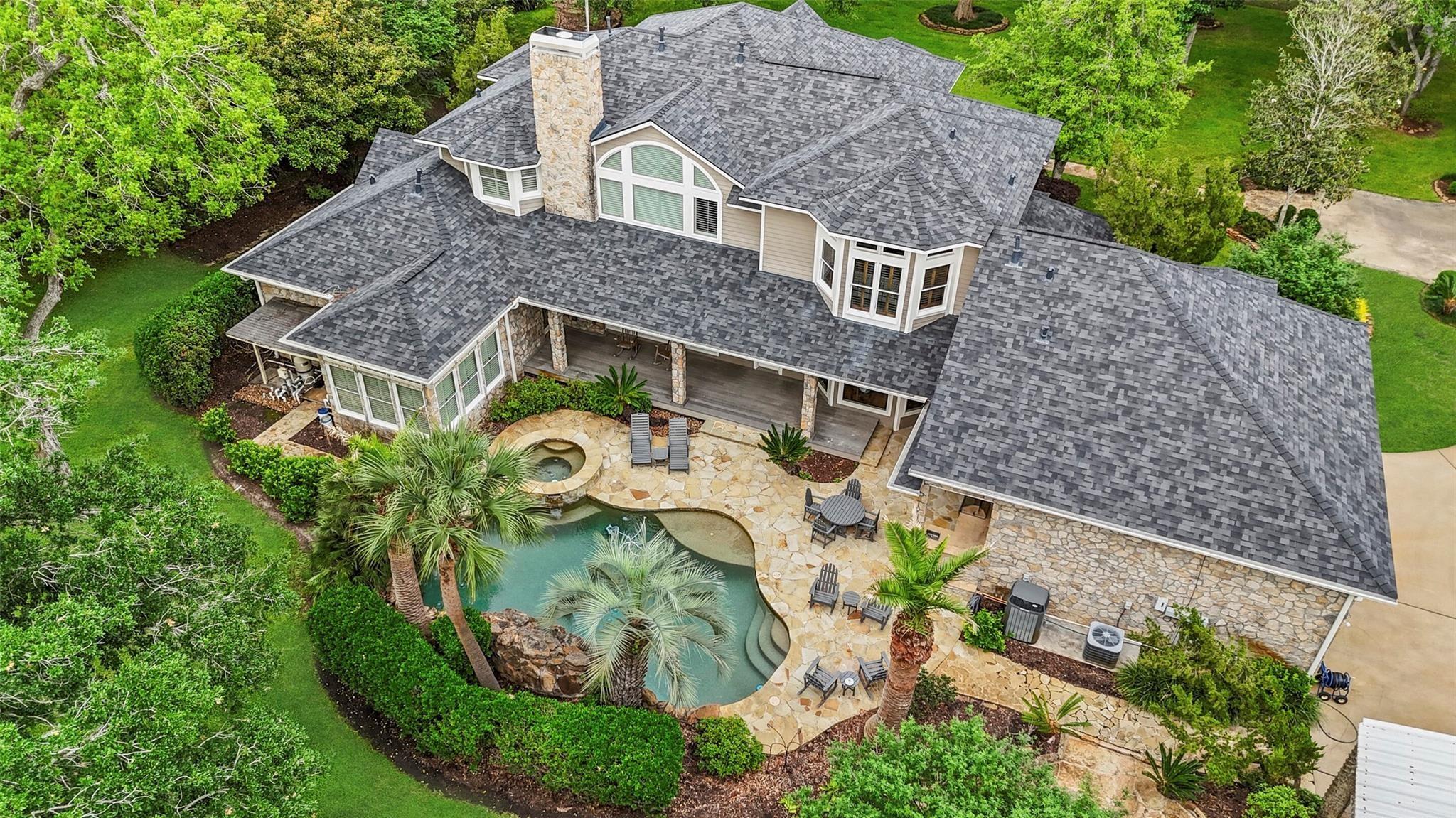 Sugar Land, Texas, 77479, United States, 4 Bedrooms Bedrooms, ,4 BathroomsBathrooms,Residential,Active,1914847