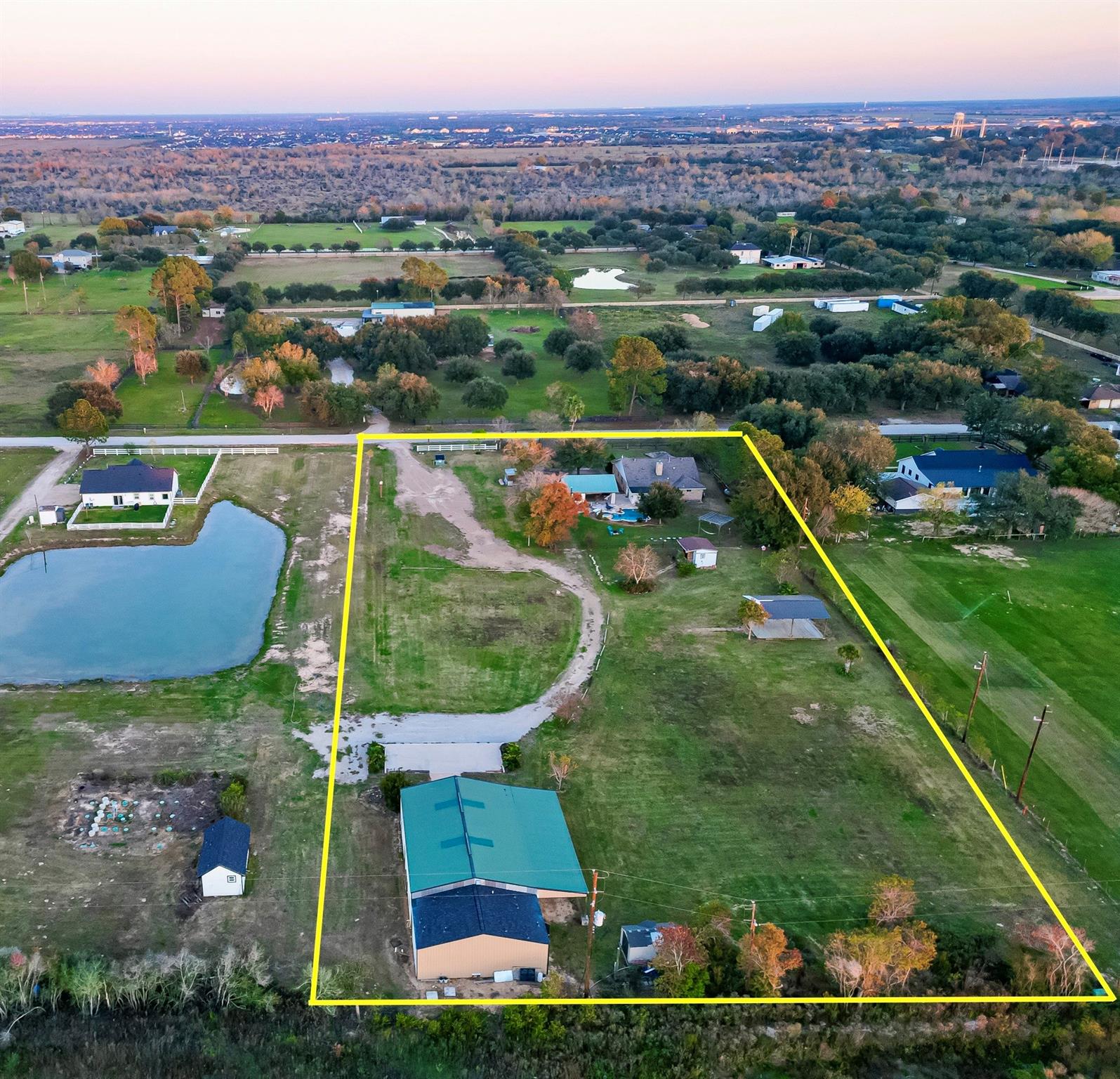 Fulshear, Texas, 77441, United States, 3 Bedrooms Bedrooms, ,3 BathroomsBathrooms,Residential,Active,2006778