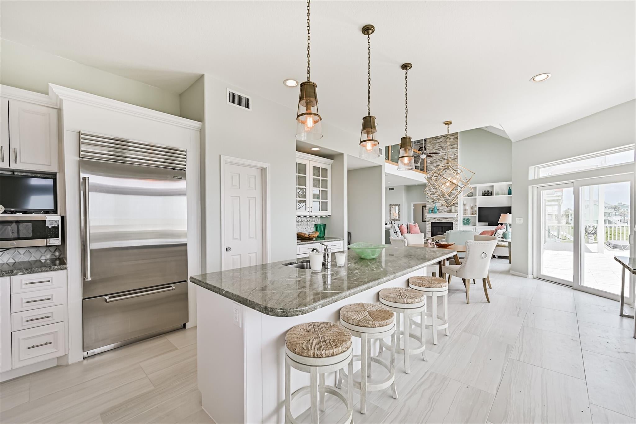 Galveston, Texas, 77554, United States, ,5 BathroomsBathrooms,Residential,Active,1850638