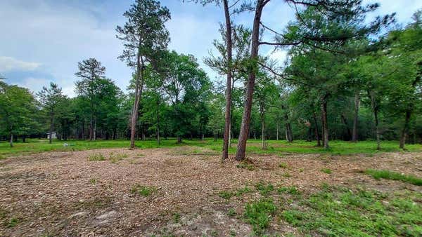 134 CEDAR RDG, HUNTSVILLE, TX 77320, photo 4 of 15