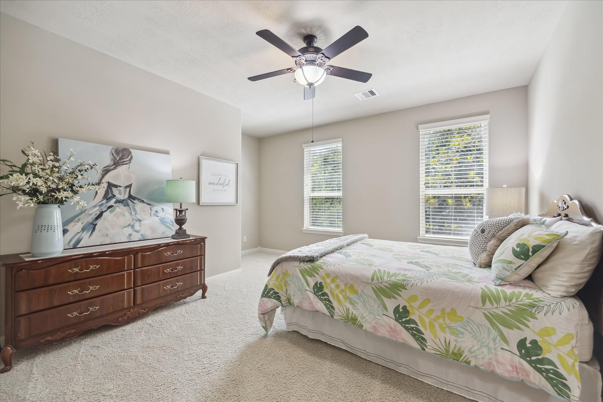 Sugar Land, Texas, 77479, United States, 5 Bedrooms Bedrooms, ,5 BathroomsBathrooms,Residential,Active,1894213