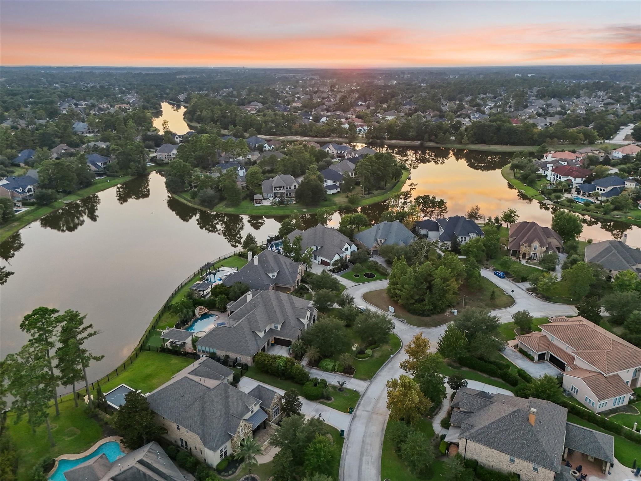 Spring, Texas, 77389, United States, 5 Bedrooms Bedrooms, ,5 BathroomsBathrooms,Residential,Active,1954014