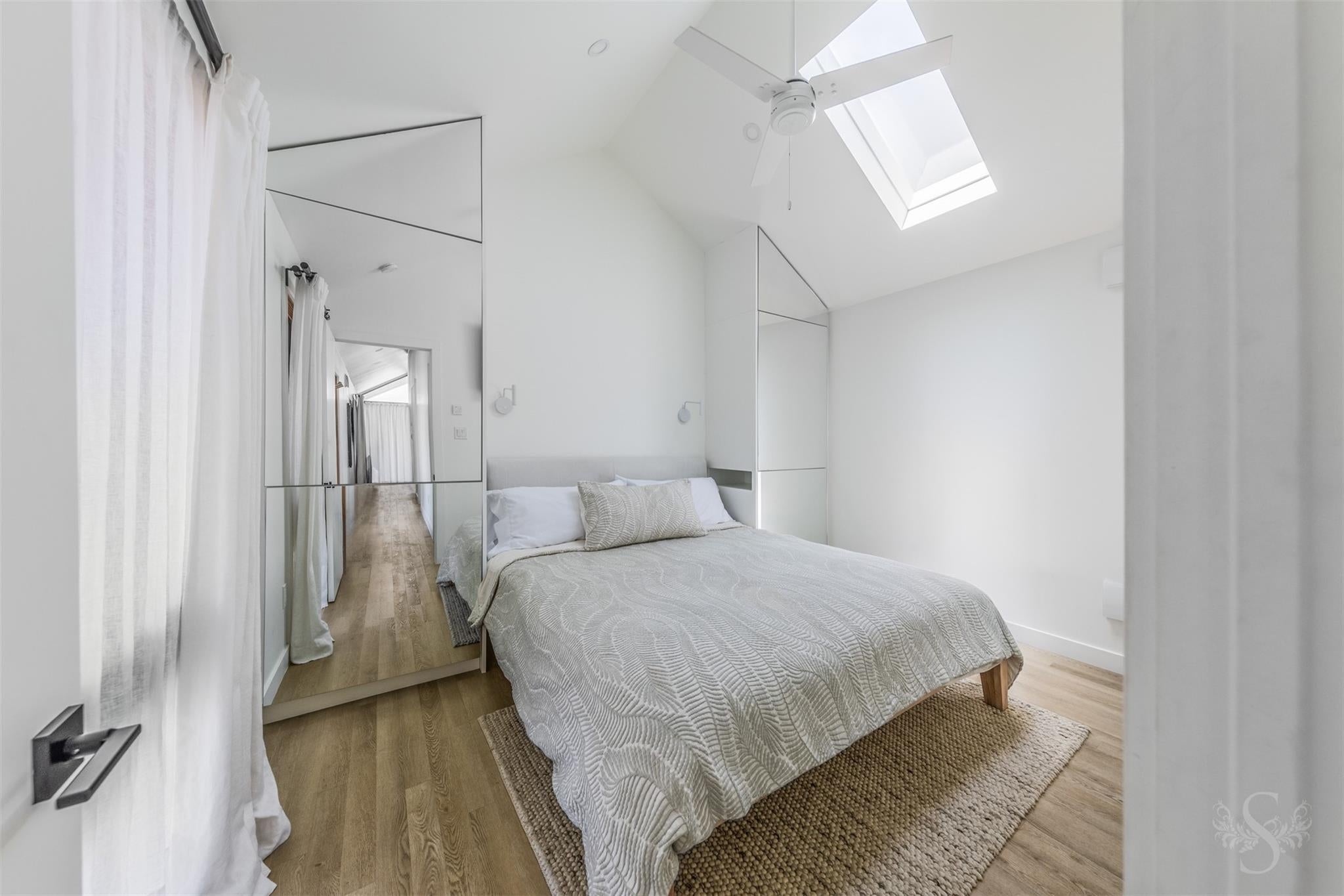 Galveston, Texas, 77550, United States, 4 Bedrooms Bedrooms, ,2 BathroomsBathrooms,Residential,Active,1885028