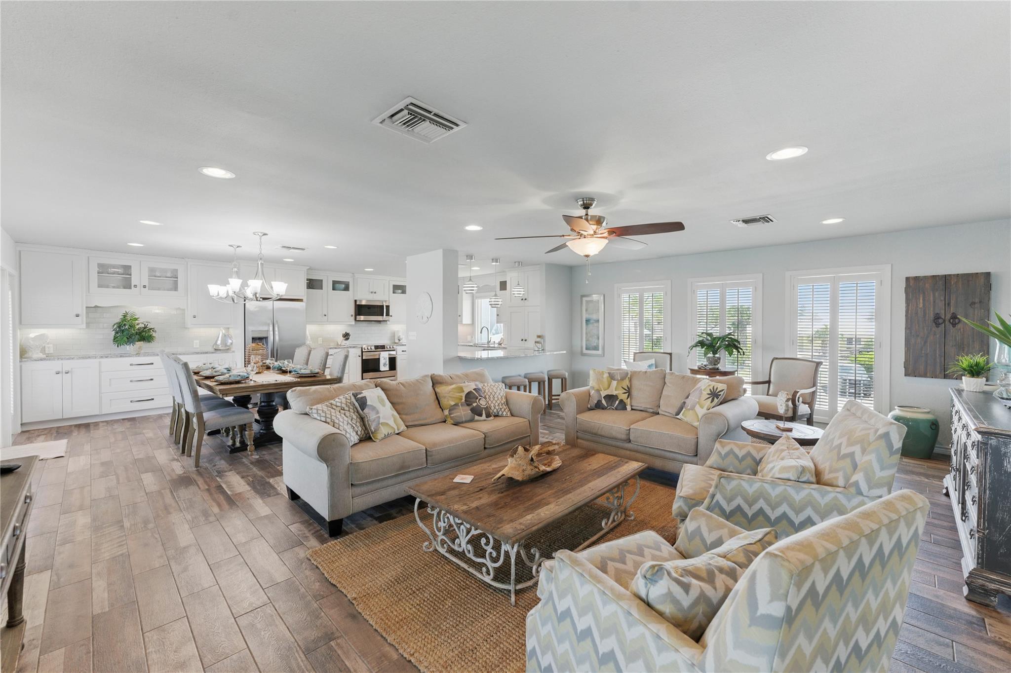 Rockport, Texas, 78382, United States, ,4 BathroomsBathrooms,Residential,Active,1778702