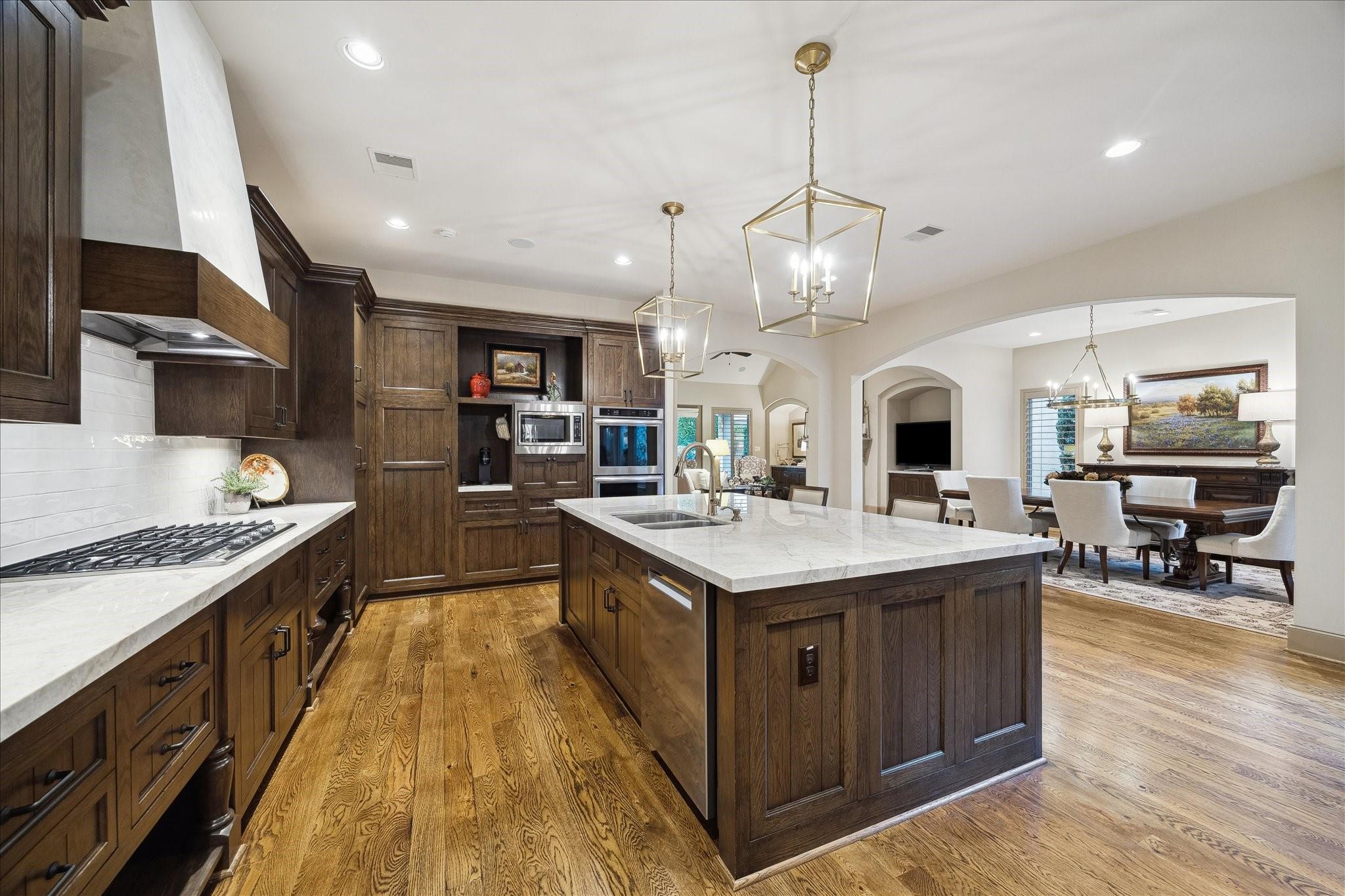 Sugar Land, Texas, 77478, United States, 3 Bedrooms Bedrooms, ,4 BathroomsBathrooms,Residential,Active,2001045