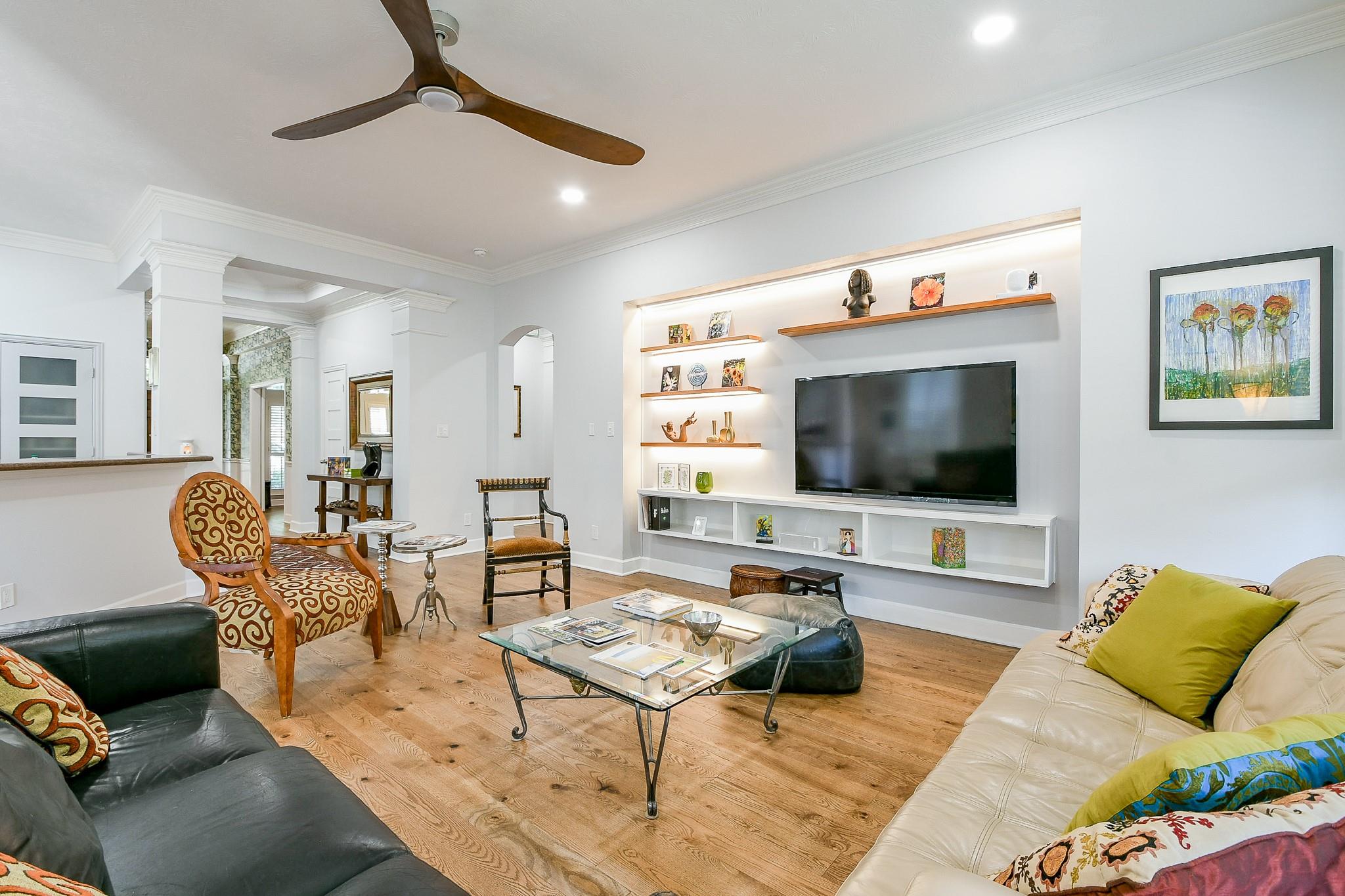 Houston, Texas, 77056, United States, ,3 BathroomsBathrooms,Residential,Active,1888505