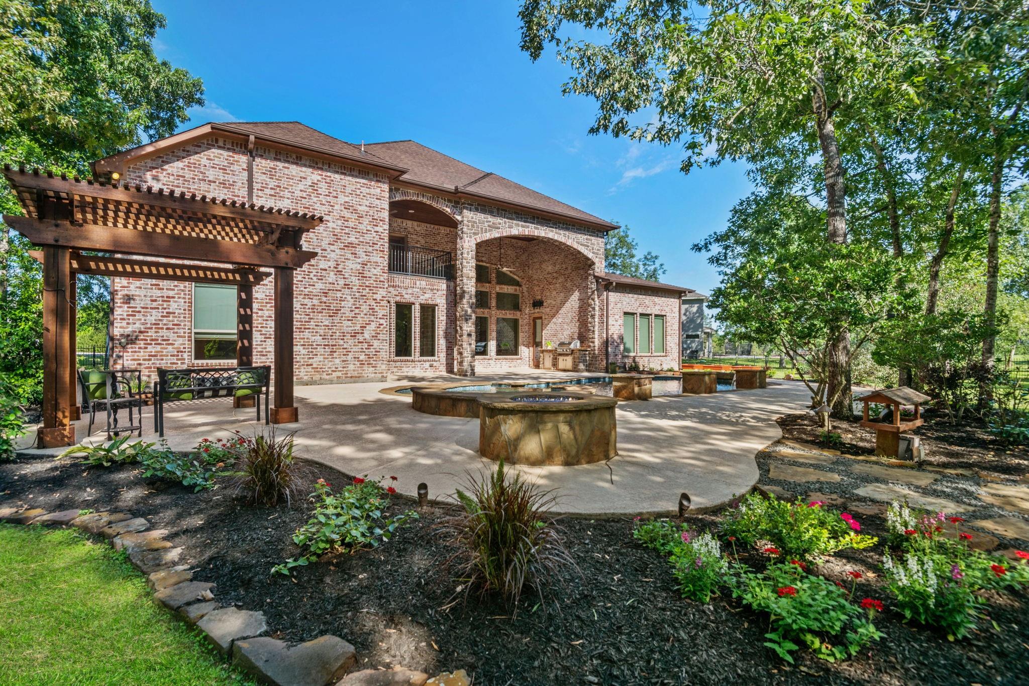 Spring, Texas, 77386, United States, 5 Bedrooms Bedrooms, ,5 BathroomsBathrooms,Residential,Active,1898206