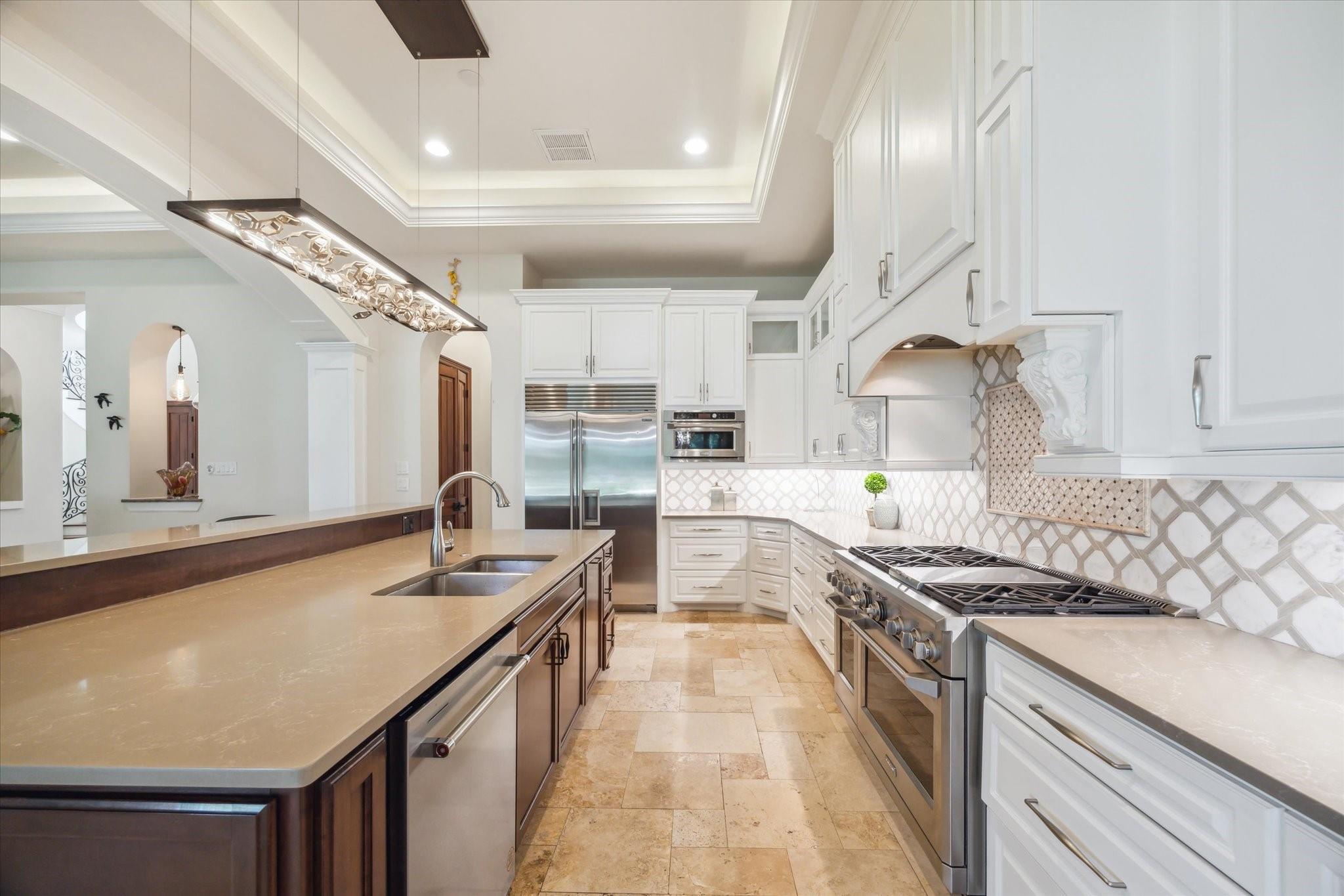 Sugar Land, Texas, 77478, United States, 5 Bedrooms Bedrooms, ,6 BathroomsBathrooms,Residential,Active,1971008