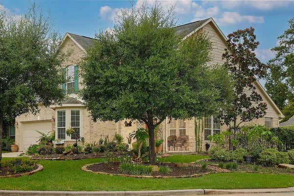 15 WENOAH PL, THE WOODLANDS, TX 77389 - Image 1