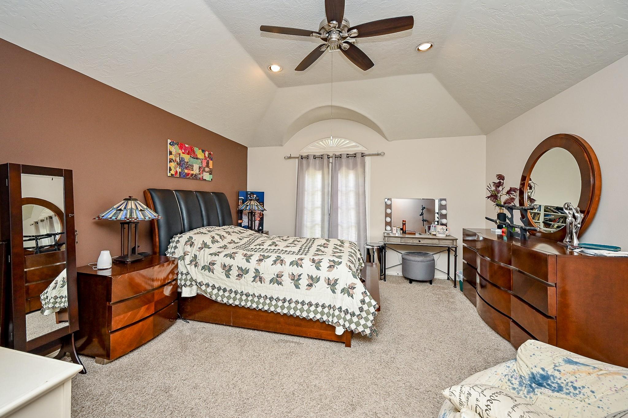 Houston, Texas, 77077, United States, 5 Bedrooms Bedrooms, ,5 BathroomsBathrooms,Residential,Active,1945837