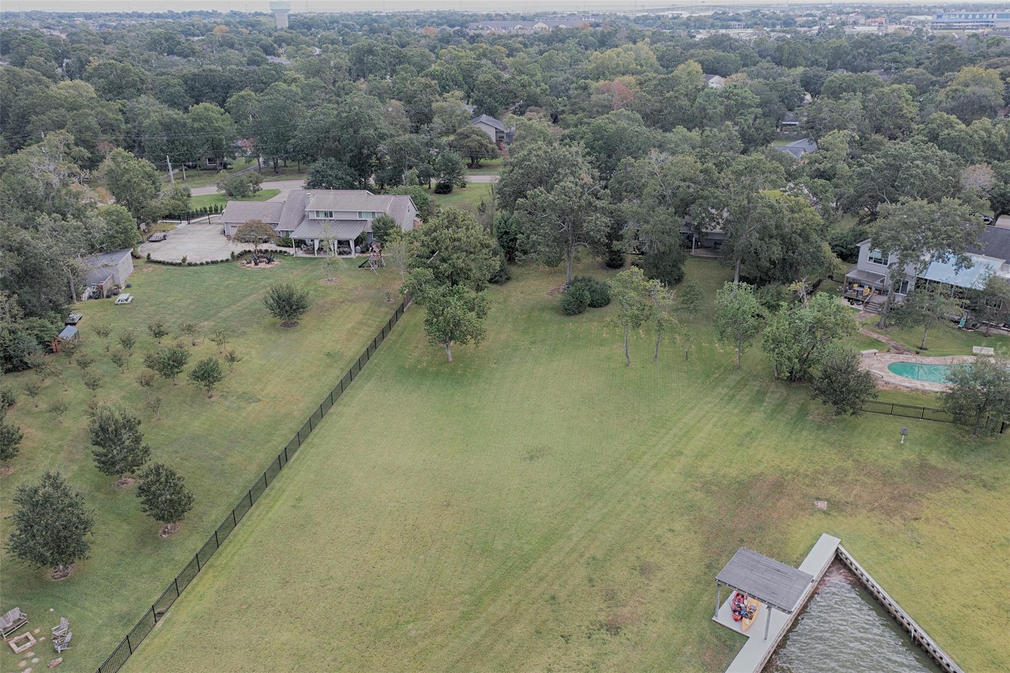 Taylor Lake Village, Texas, 77586, United States, 3 Bedrooms Bedrooms, ,3 BathroomsBathrooms,Residential,Active,1953995