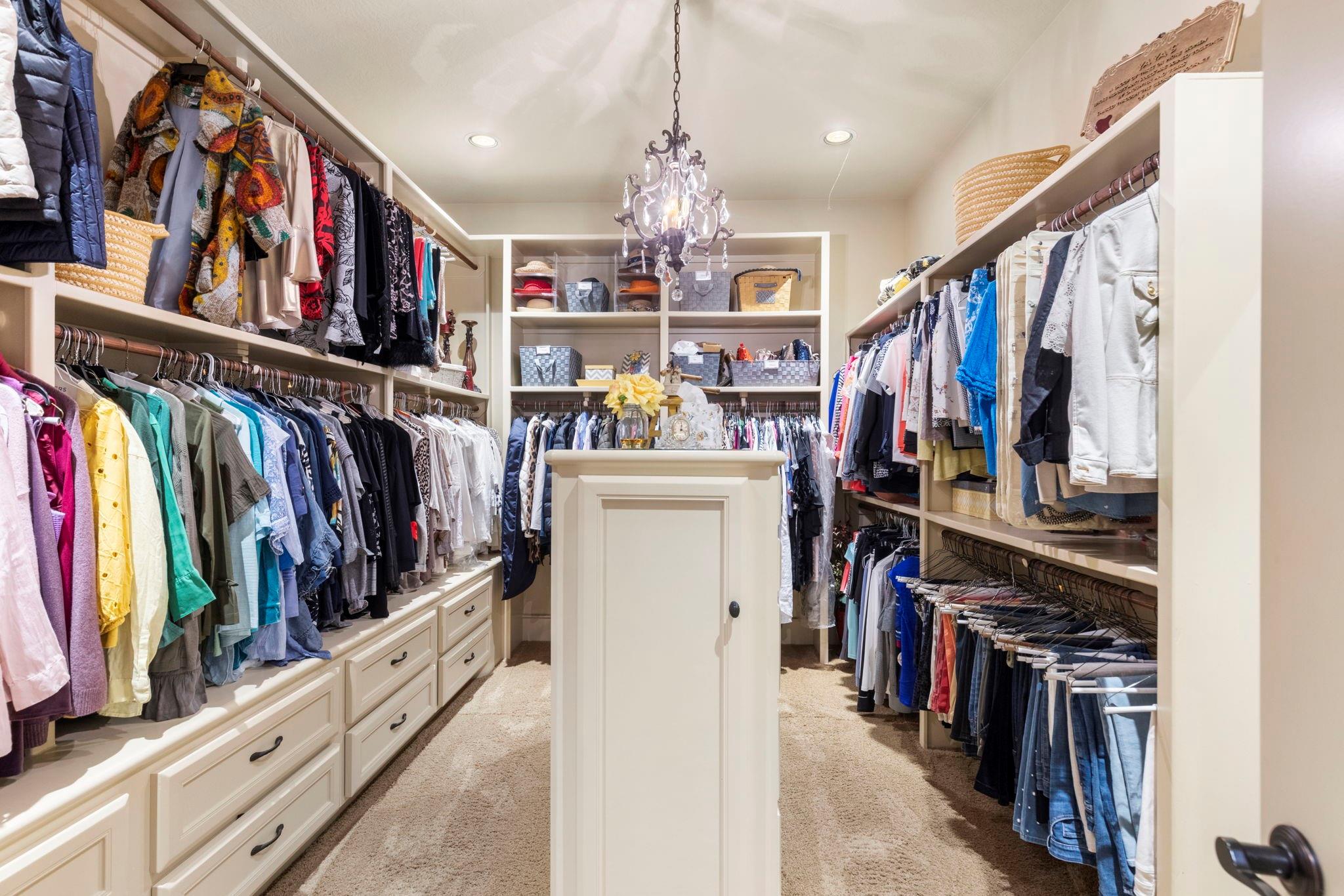 Spring, Texas, 77389, United States, 4 Bedrooms Bedrooms, ,5 BathroomsBathrooms,Residential,Active,1990585