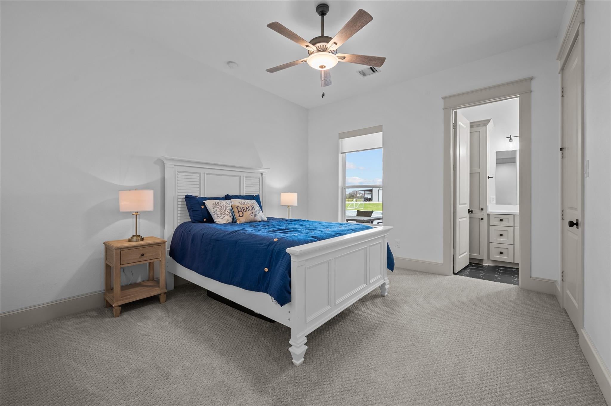 Baytown, Texas, 77523, United States, 4 Bedrooms Bedrooms, ,6 BathroomsBathrooms,Residential,Active,1886832