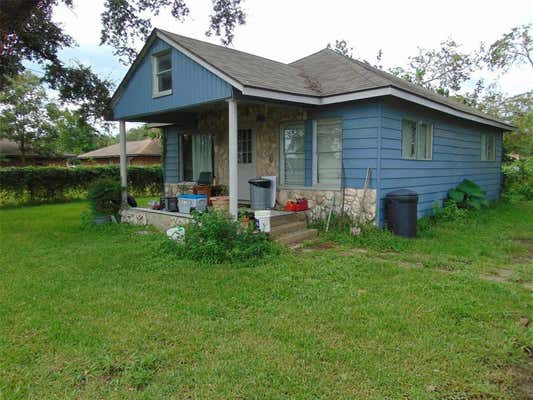 612 WHITTEN ST, CLUTE, TX 77531 - Image 1