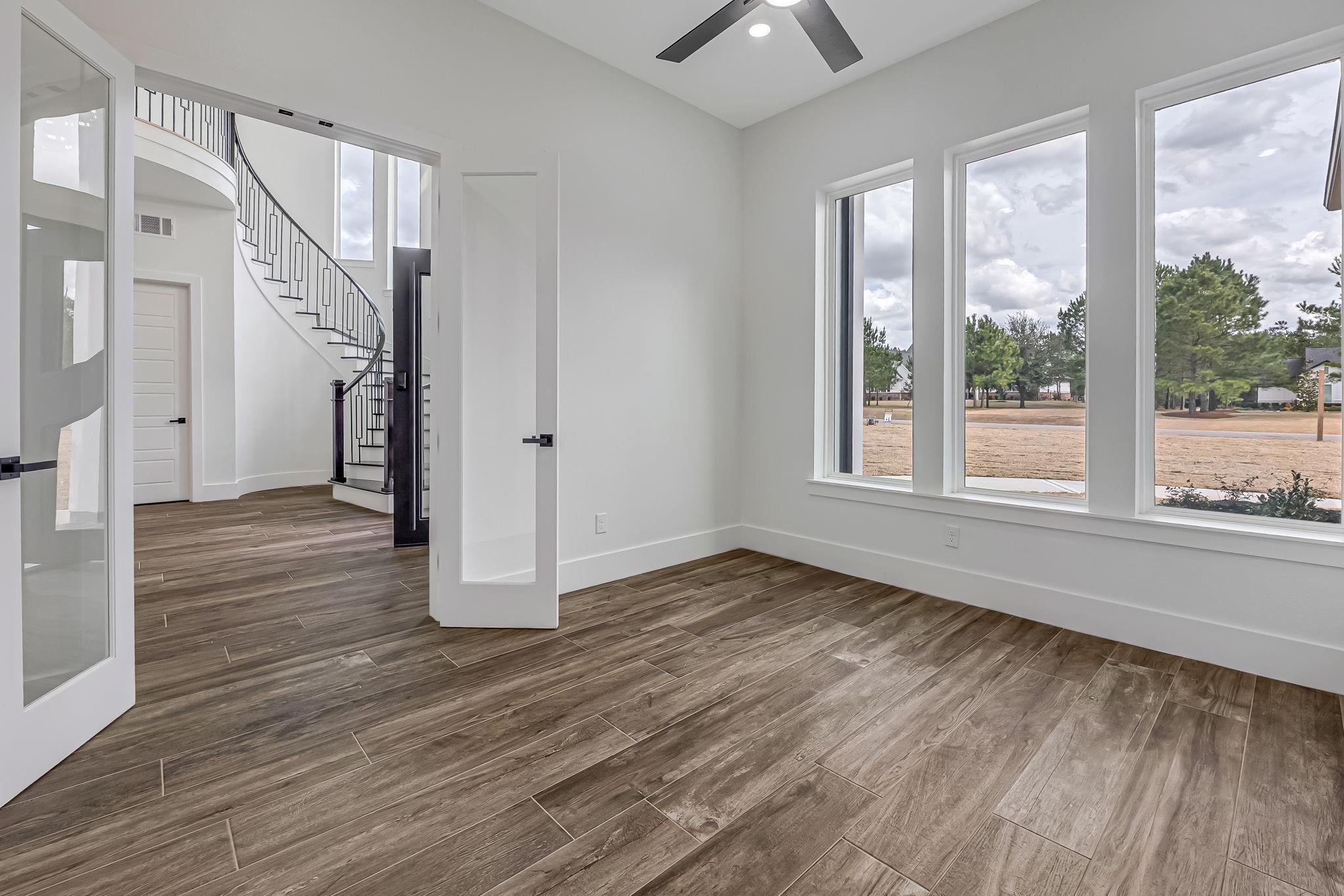 Montgomery, Texas, 77316, United States, 5 Bedrooms Bedrooms, ,6 BathroomsBathrooms,Residential,Active,2015434