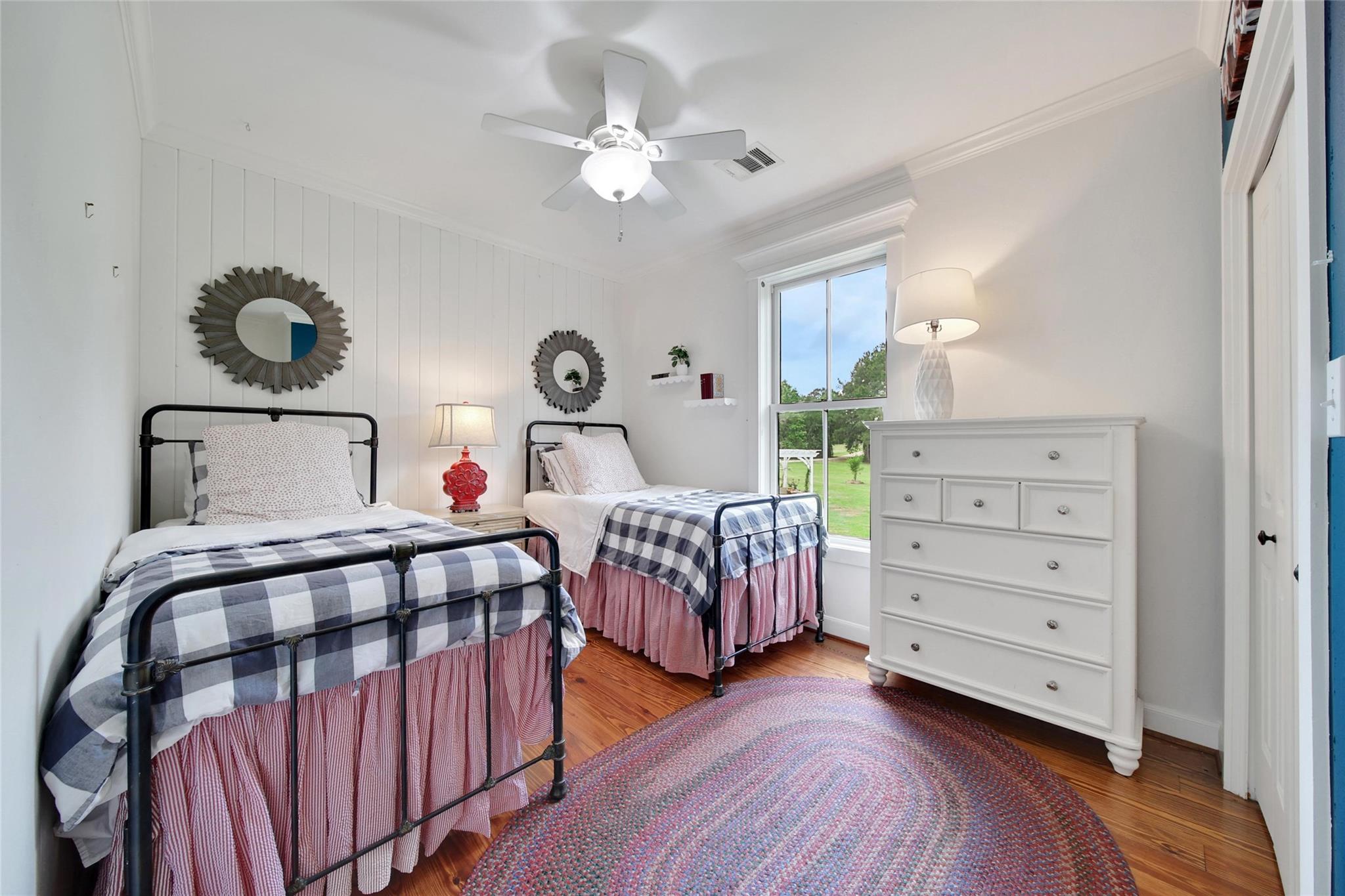 Montgomery, Texas, 77316, United States, 6 Bedrooms Bedrooms, ,8 BathroomsBathrooms,Residential,Active,1970955