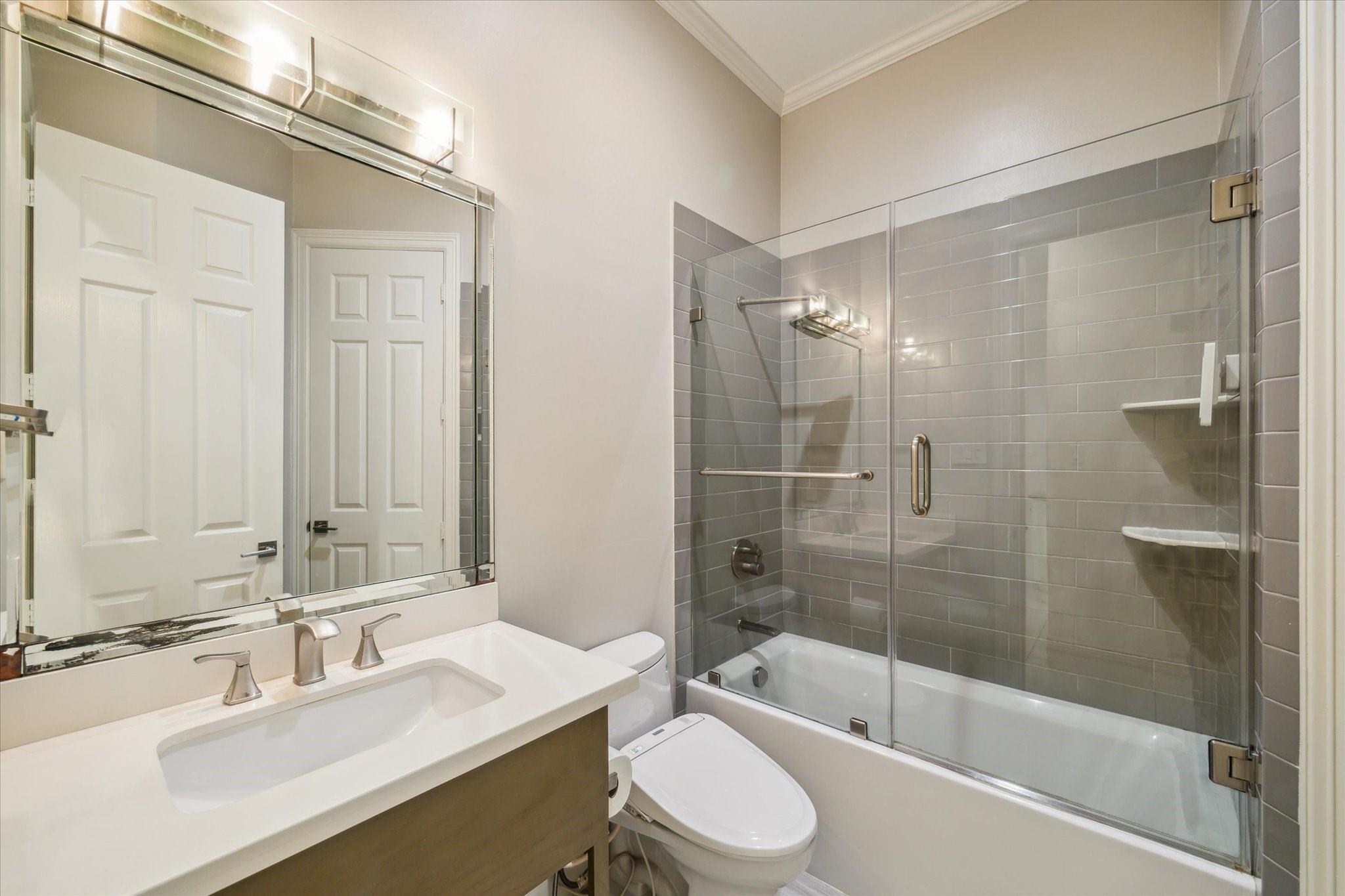 Sugar Land, Texas, 77479, United States, 5 Bedrooms Bedrooms, ,5 BathroomsBathrooms,Residential,Active,1900192