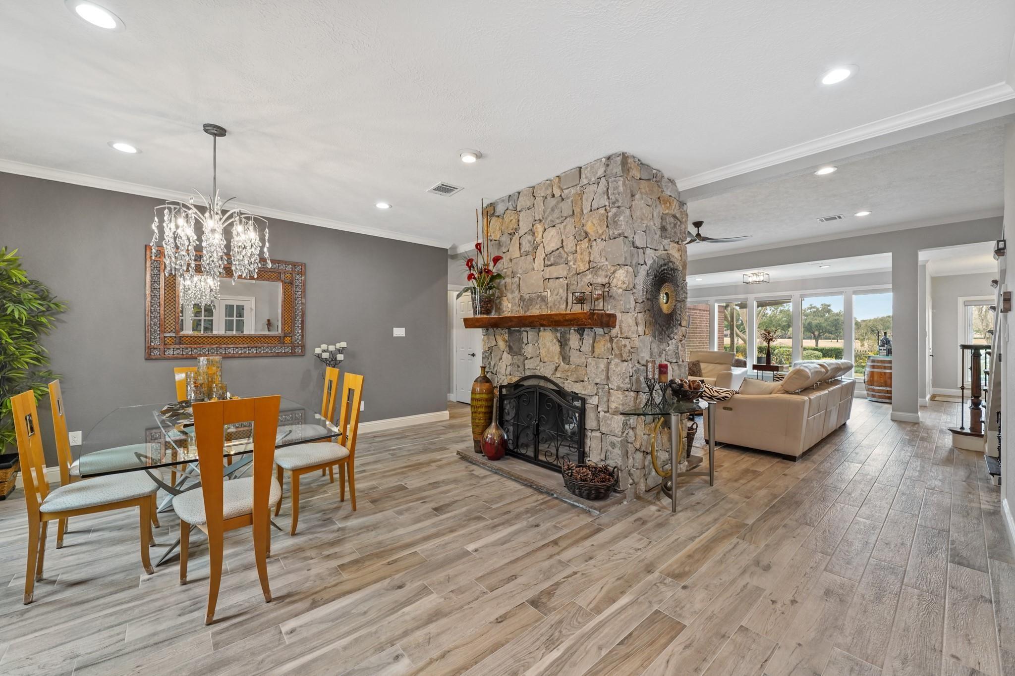 Sugar Land, Texas, 77479, United States, 5 Bedrooms Bedrooms, ,4 BathroomsBathrooms,Residential,Active,1884873