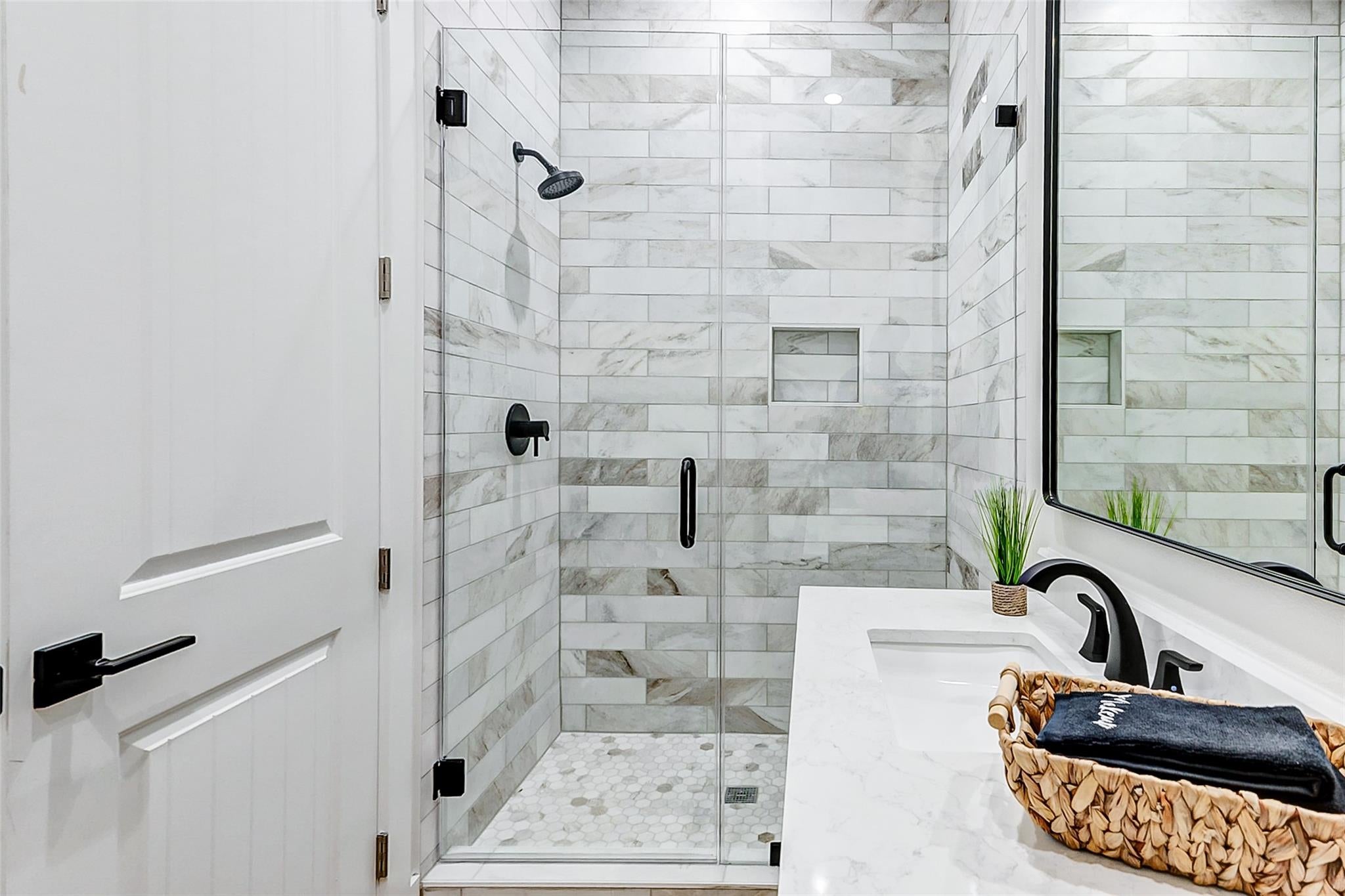 Gilchrist, Texas, 77617, United States, 3 Bedrooms Bedrooms, ,4 BathroomsBathrooms,Residential,Active,1761250