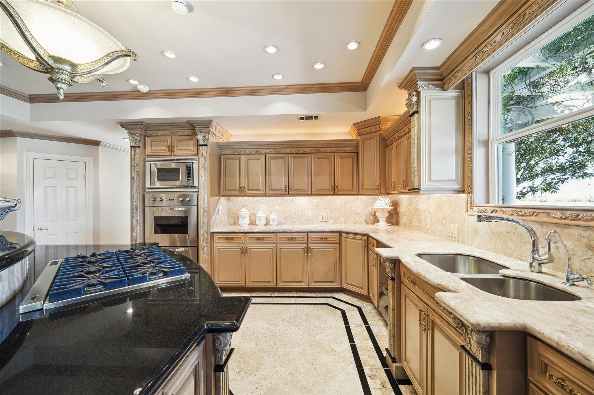 Sugar Land, Texas, 77479, United States, 6 Bedrooms Bedrooms, ,9 BathroomsBathrooms,Residential,Active,1970925