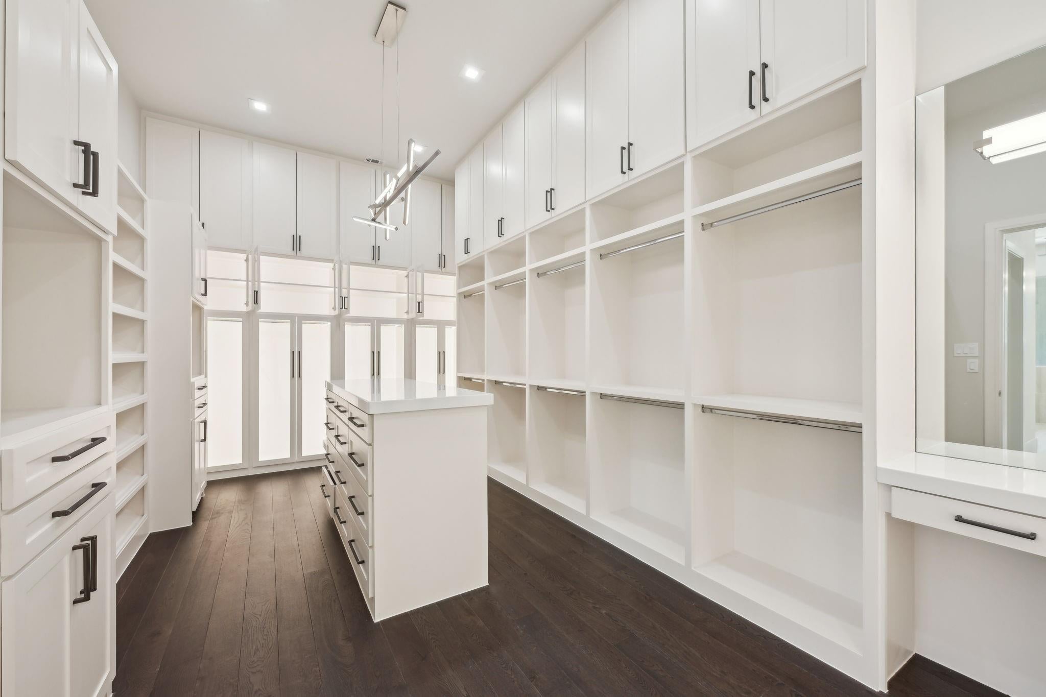 Richmond, Texas, 77406, United States, 11 Bedrooms Bedrooms, ,15 BathroomsBathrooms,Residential,Active,1914837