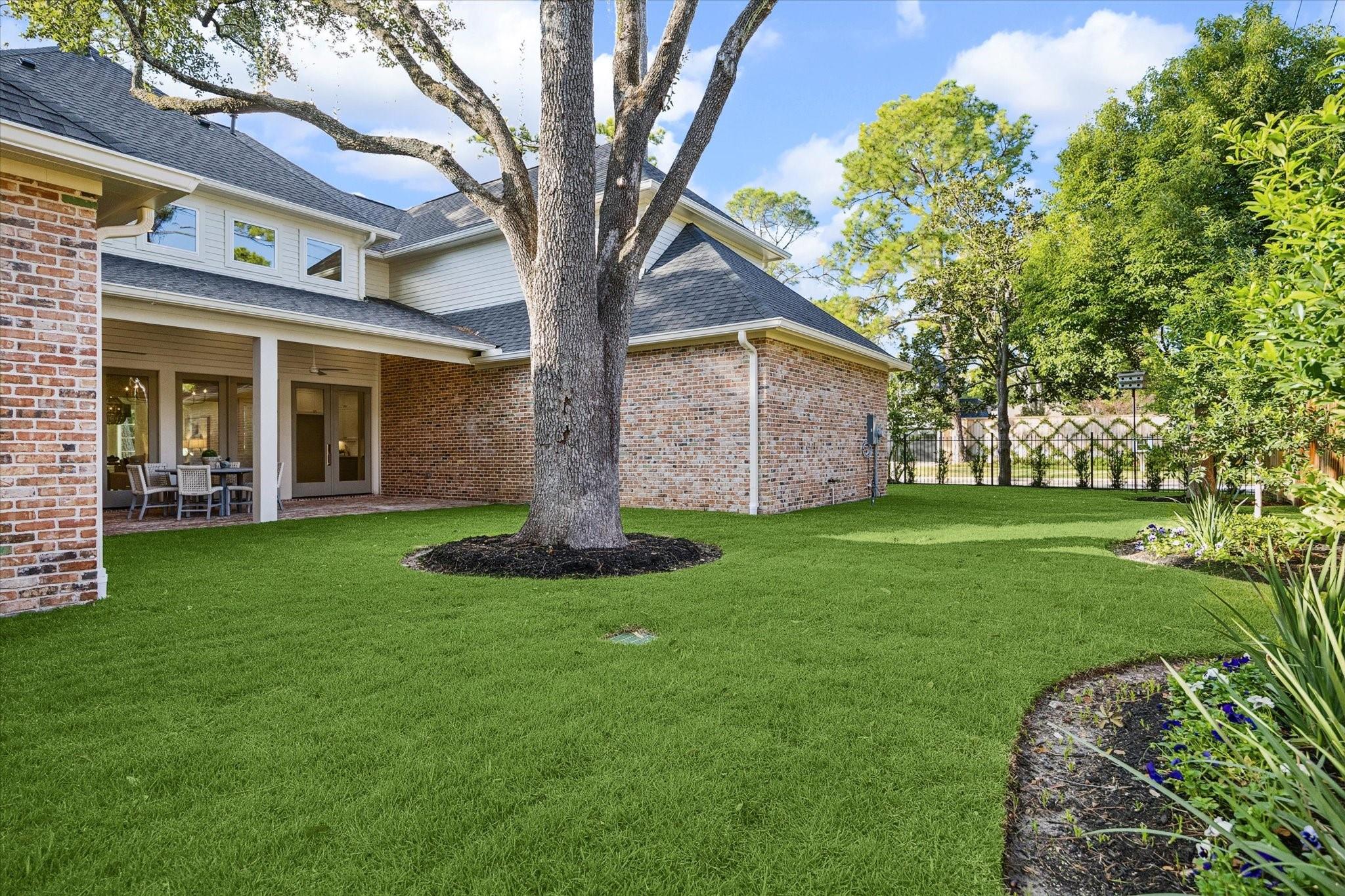 Houston, Texas, 77024, United States, 6 Bedrooms Bedrooms, ,5 BathroomsBathrooms,Residential,Active,1992229