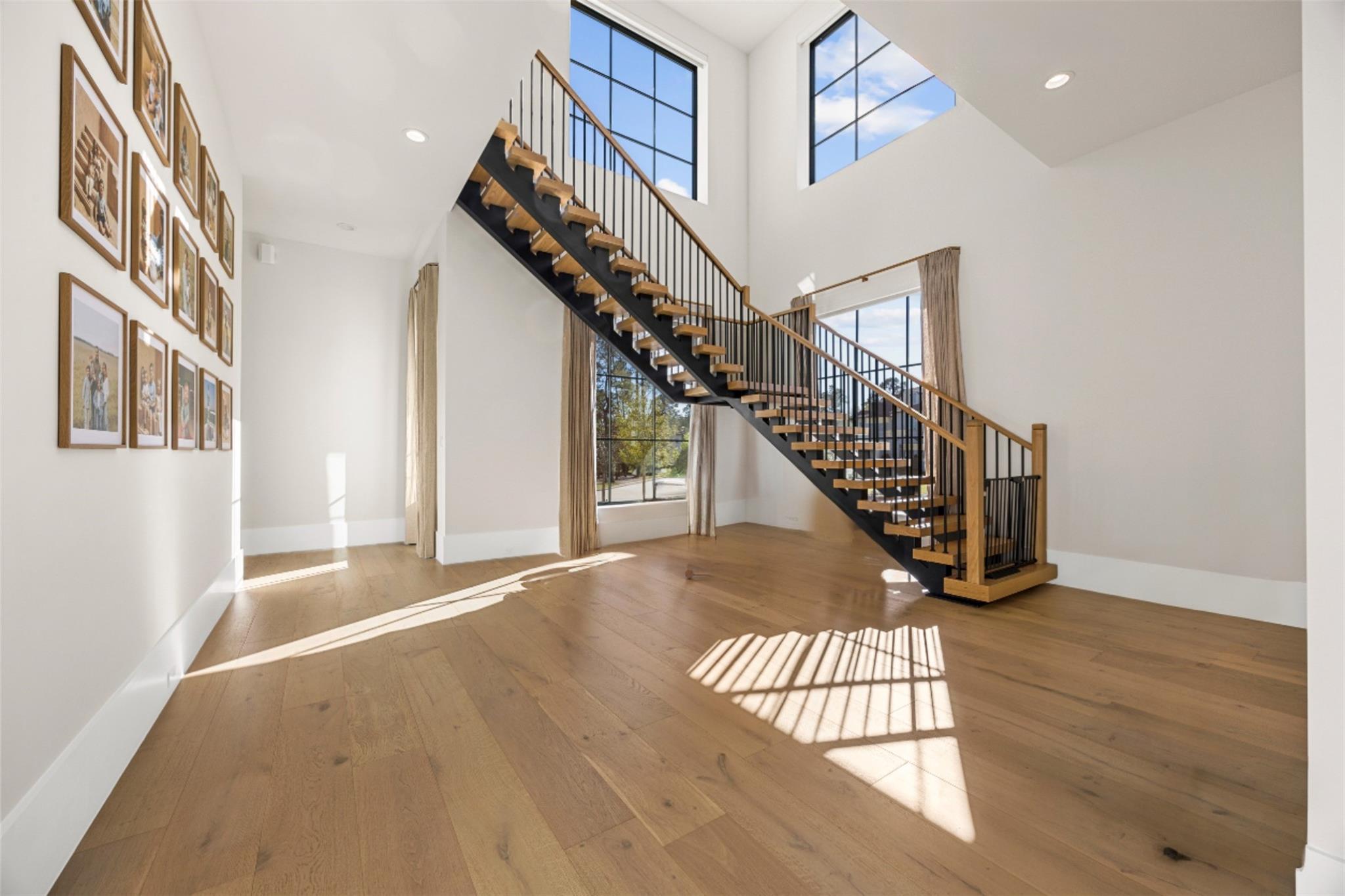 Montgomery, Texas, 77316, United States, 6 Bedrooms Bedrooms, ,7 BathroomsBathrooms,Residential,Active,2012208