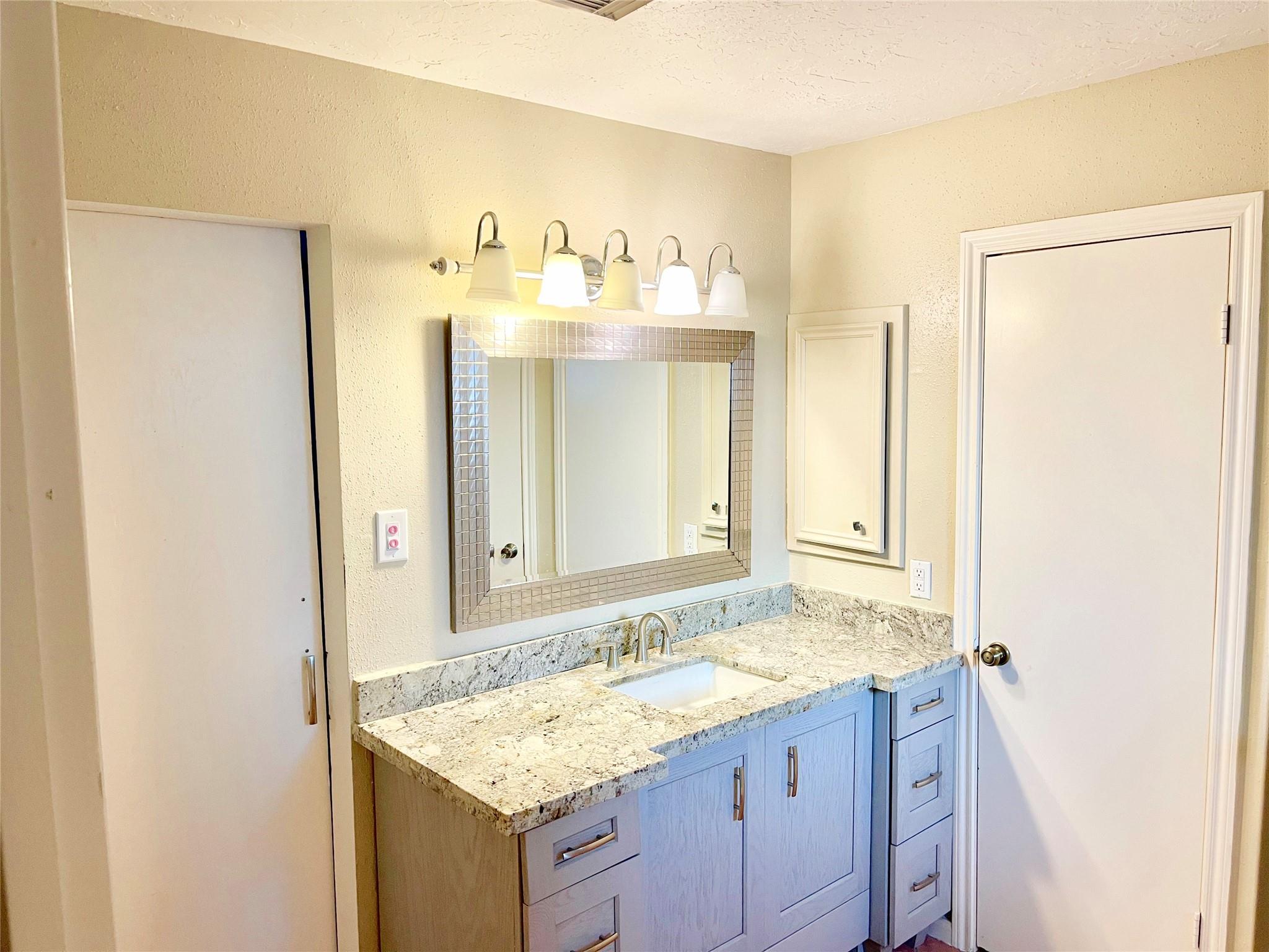 Fulshear, Texas, 77441, United States, 3 Bedrooms Bedrooms, ,3 BathroomsBathrooms,Residential,Active,2006778