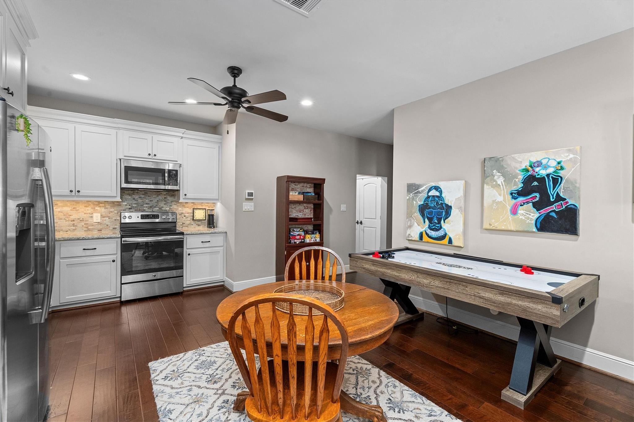 Spring, Texas, 77386, United States, 5 Bedrooms Bedrooms, ,5 BathroomsBathrooms,Residential,Active,1914631