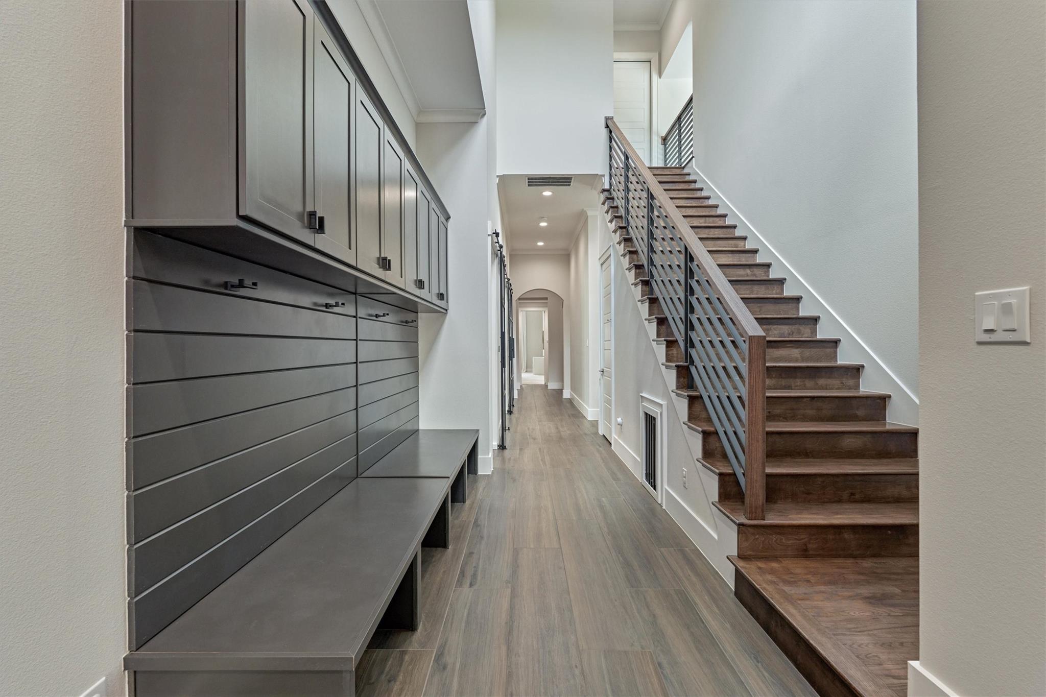 Montgomery, Texas, 77316, United States, 5 Bedrooms Bedrooms, ,8 BathroomsBathrooms,Residential,Active,1953008