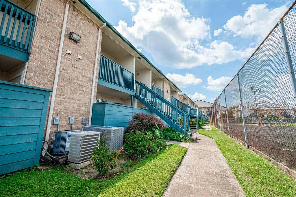 250 EL DORADO BLVD APT 207, HOUSTON, TX 77598, photo 1 of 50