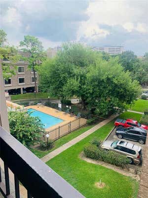 2211 S BRAESWOOD BLVD APT 23B, HOUSTON, TX 77030, photo 2 of 6