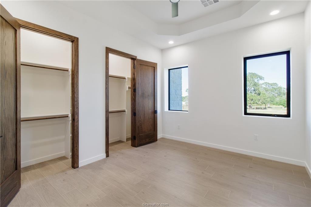 Bryan, Texas, 77845, United States, 4 Bedrooms Bedrooms, ,5 BathroomsBathrooms,Residential,Active,2012484